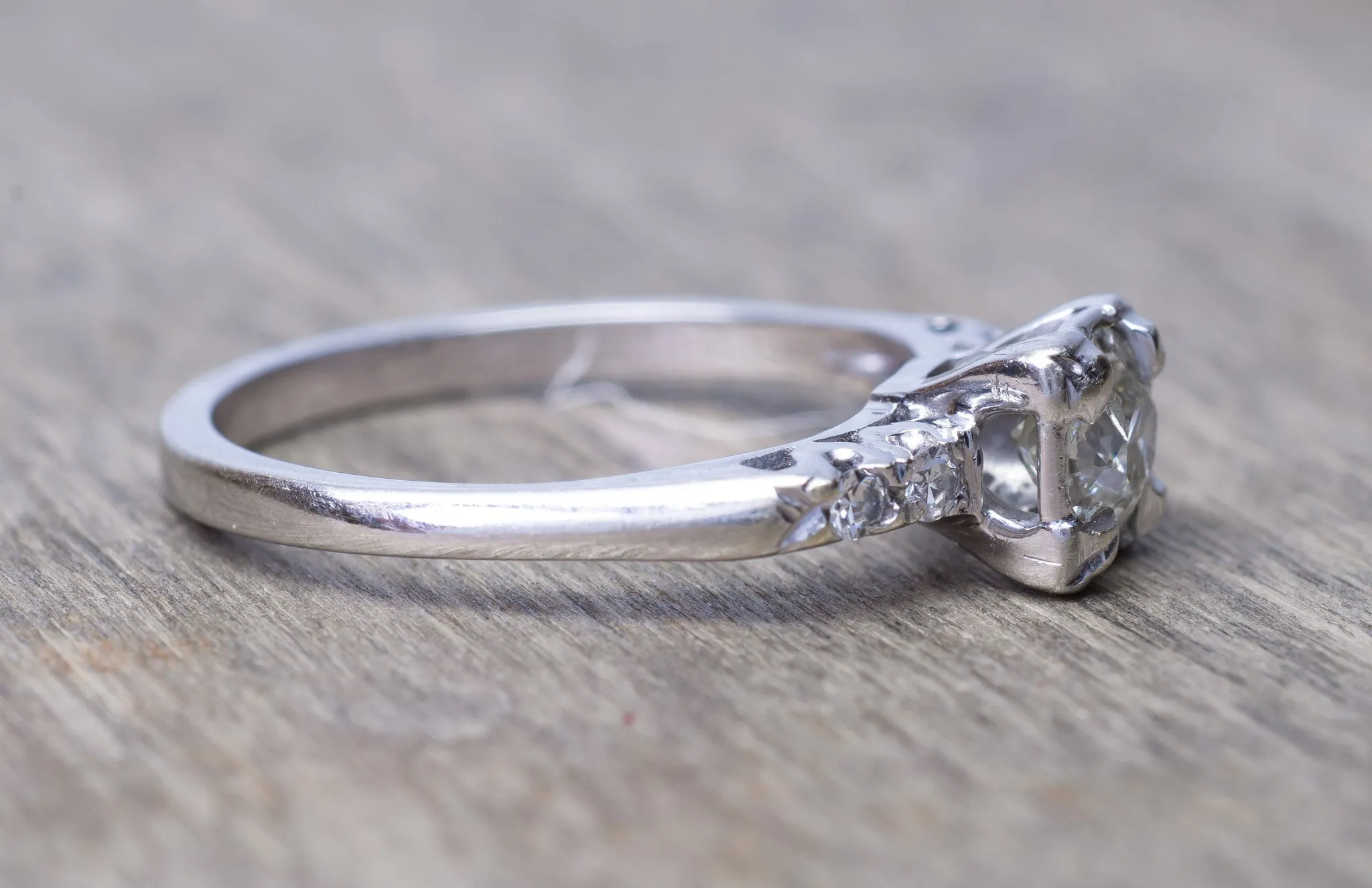 0.75CTW DIAMOND ENGAGEMENT RING