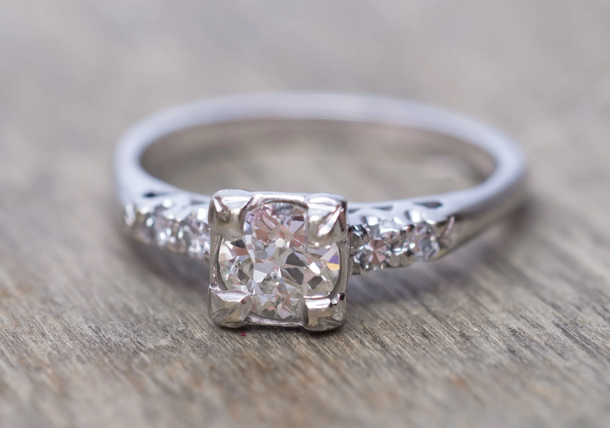 0.75CTW DIAMOND ENGAGEMENT RING