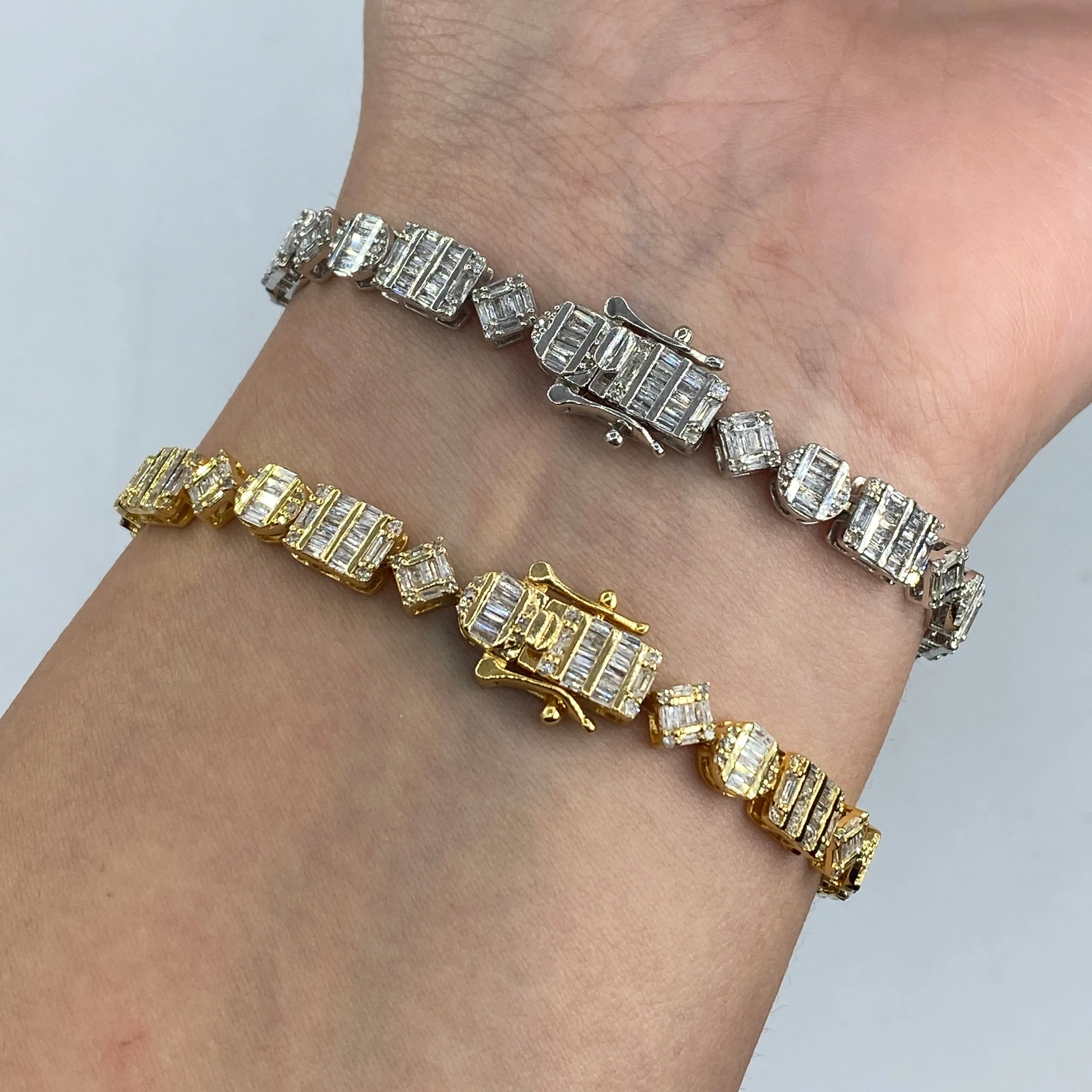 10K 6MM Diamond Baguette Geometric Link Bracelet 8"