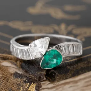 1.25ctw Vintage Pear Cut Diamond & Emerald Toi et Moi