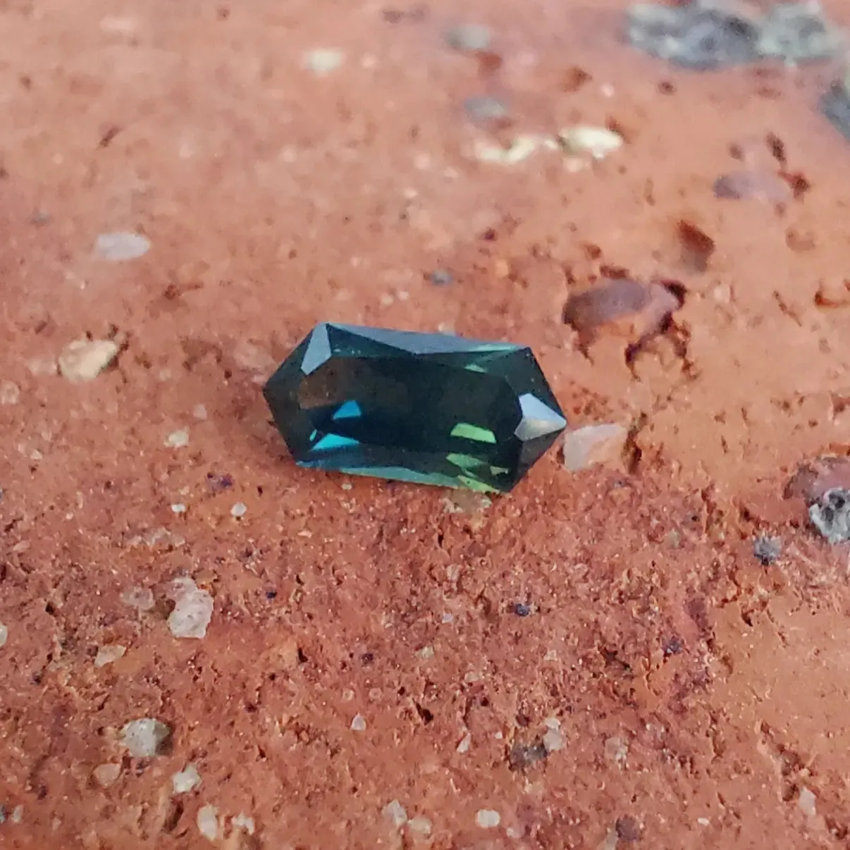 1.2ct Hex cut Australian Sapphire 14ct Yellow Gold Ring