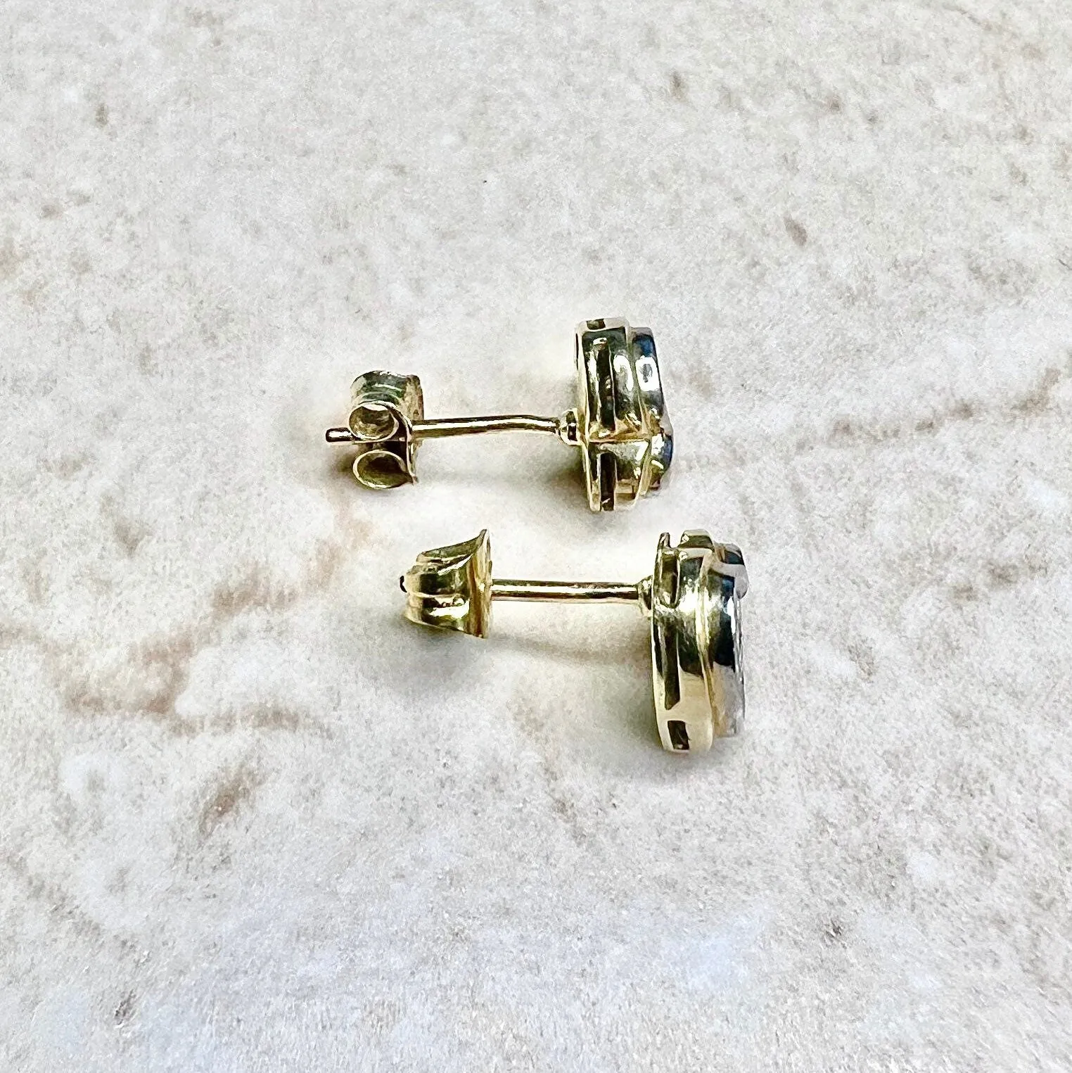 14 Karat Two-Tone Gold 0.65 Carat Diamond Heart Cluster Stud Earrings