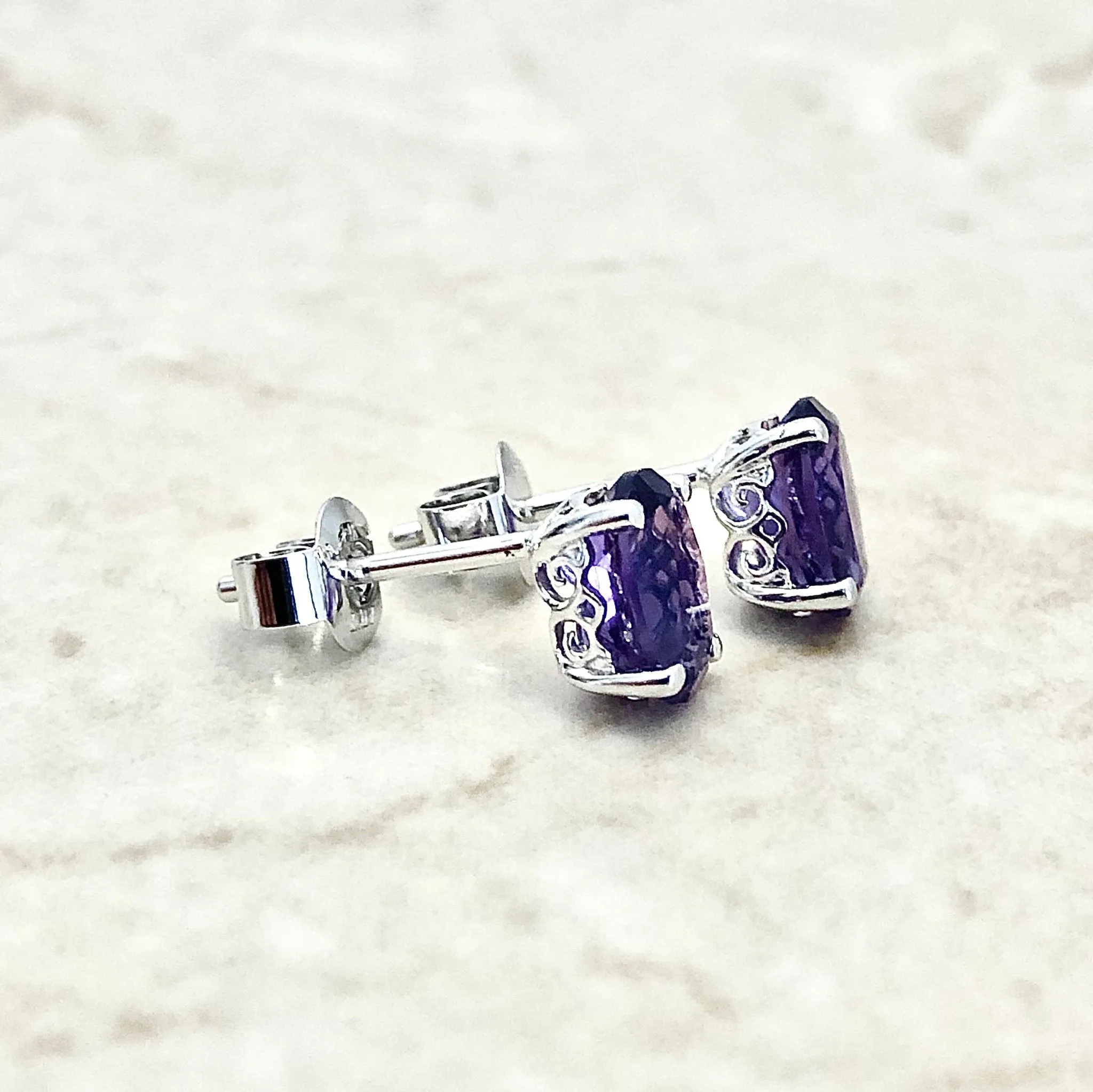 14 Karat White Gold February Birthstone Oval Amethyst Stud Earrings