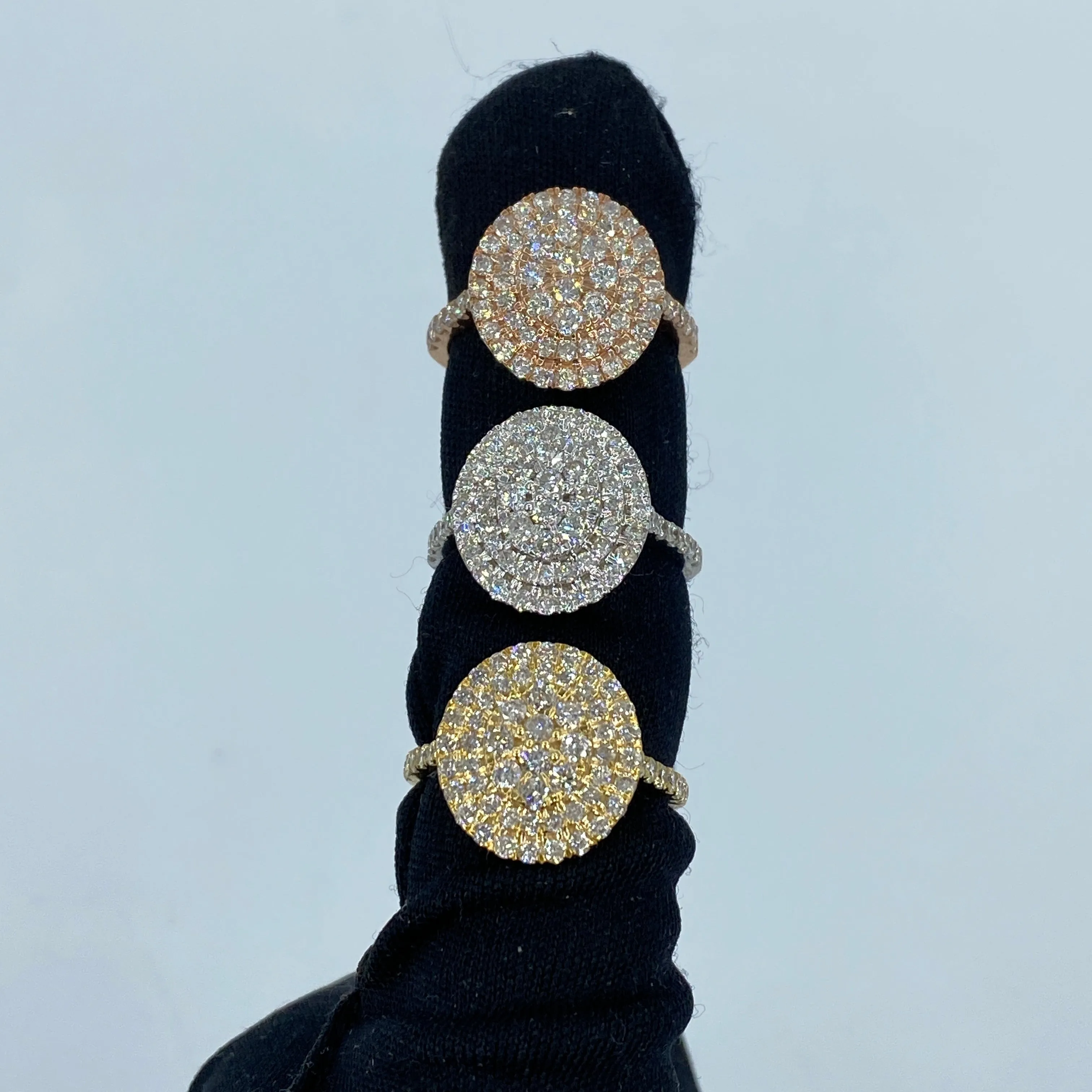 14K Jumbo Cake Circle Diamond Engagement Ring