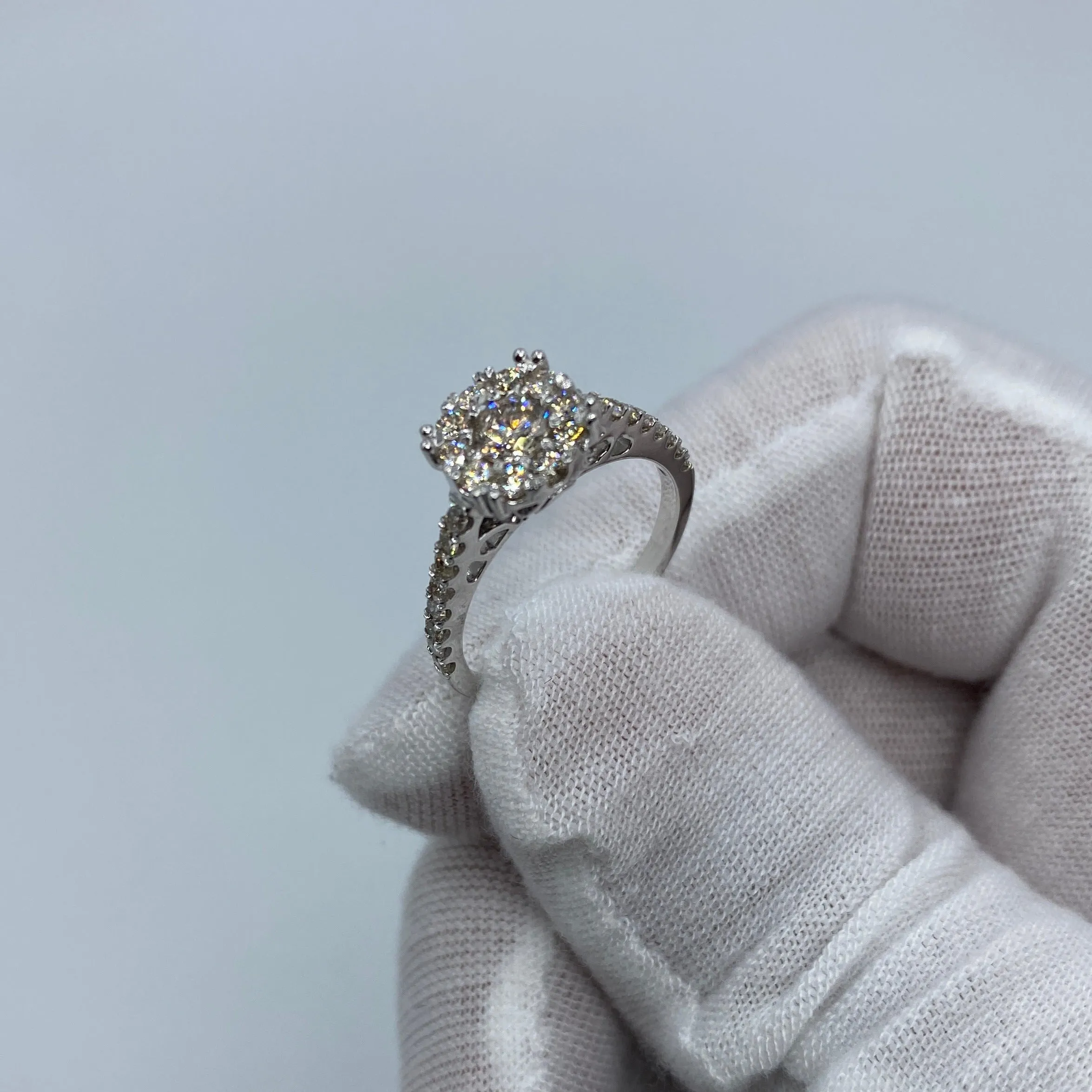 14K Luxe Diamond Engagement Ring