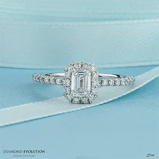 14K White Gold (0.84ct) Emerald Cut Lab Grown Halo Diamond Engagement Ring