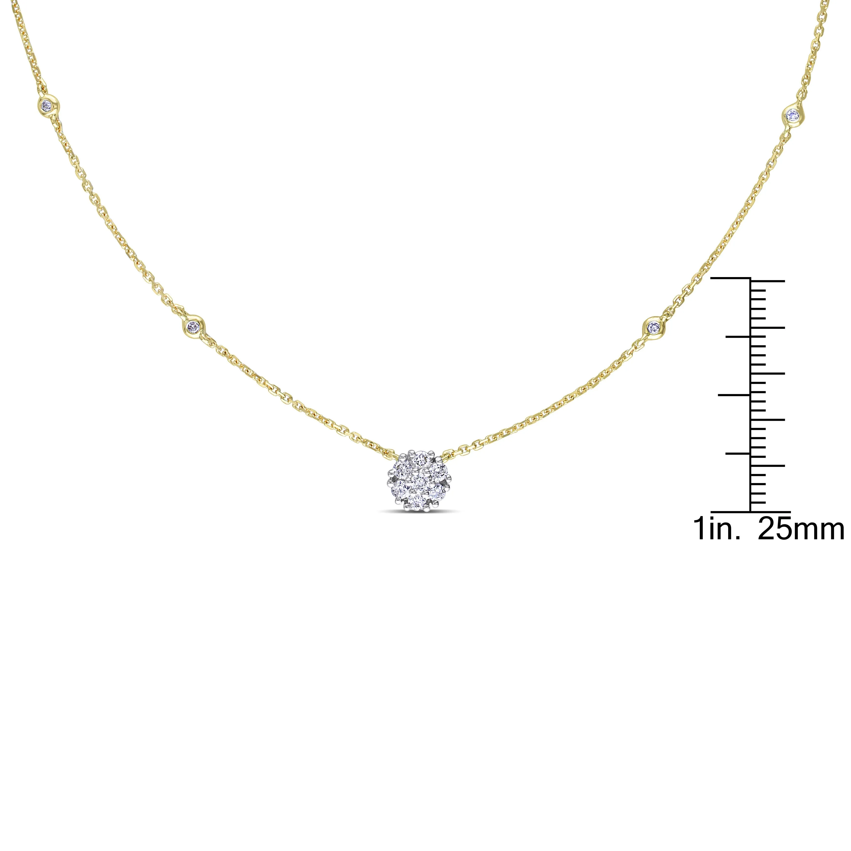 14K Yellow Gold Cluster Diamond Pendant Chain Necklace