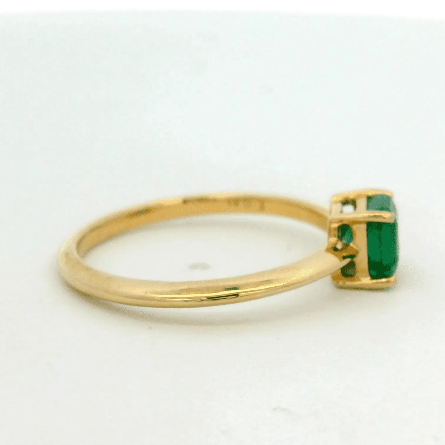18ct Yellow Gold And Square Octogen Emerald Dress Ring