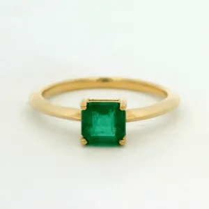 18ct Yellow Gold And Square Octogen Emerald Dress Ring