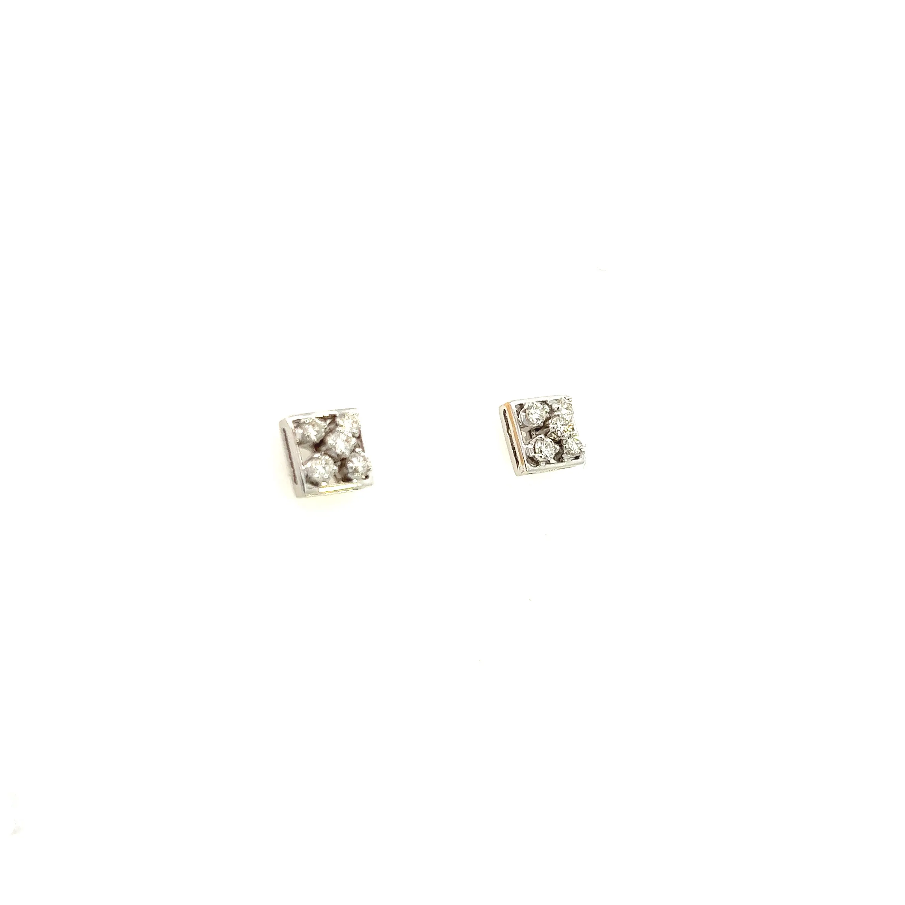 18K White Gold Round Diamond Cluster Fashion Stud Earrings (.50ctw)