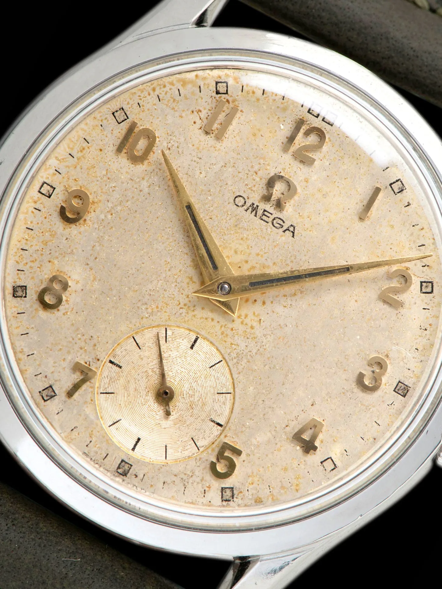 1952 Omega Dress Watch (Ref. 2639-14) "Cal. 266"