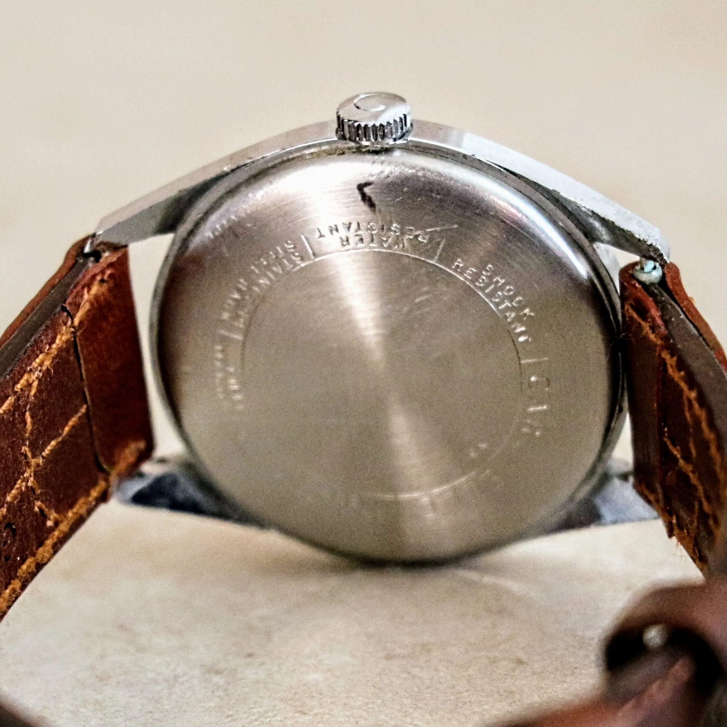 1975 CARAVELLE Wristwatch by Bulova – Vintage Black Dial Watch