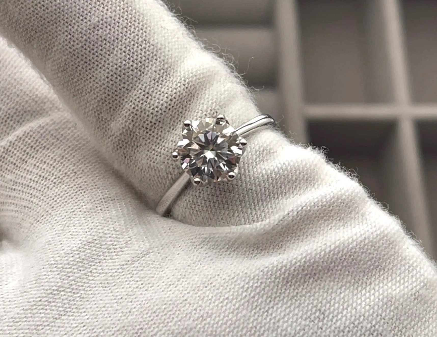 2 Carat Moissanite Engagement Ring | Womens Engagement Ring | Moissanite Wedding Ring | Moissanite Ring | Moissanite Rings | Womens Ring