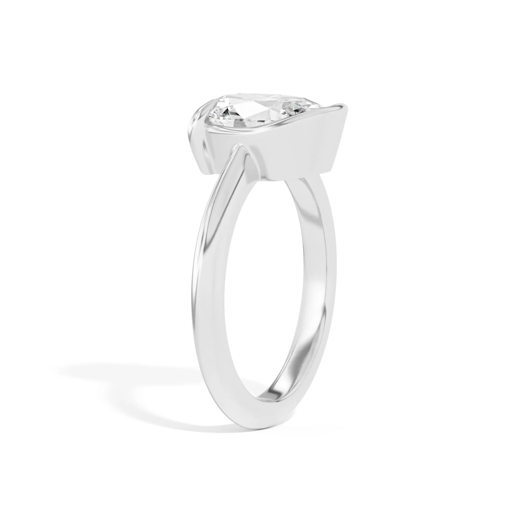 Ando Oval Sloping Semi-Bezel Ring