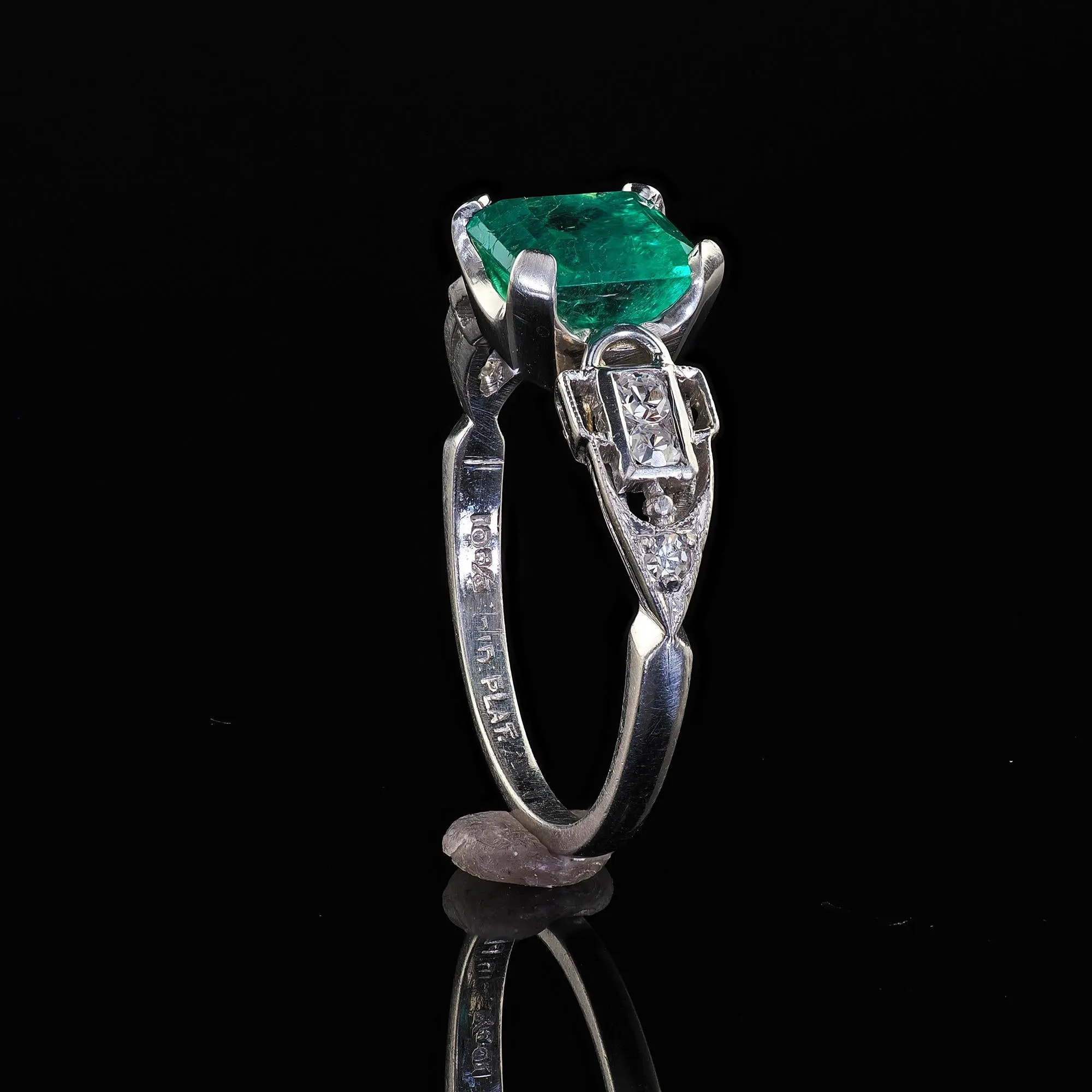 Antique Art Deco Platinum Colombian Emerald and Diamond Engagement Ring - GIA