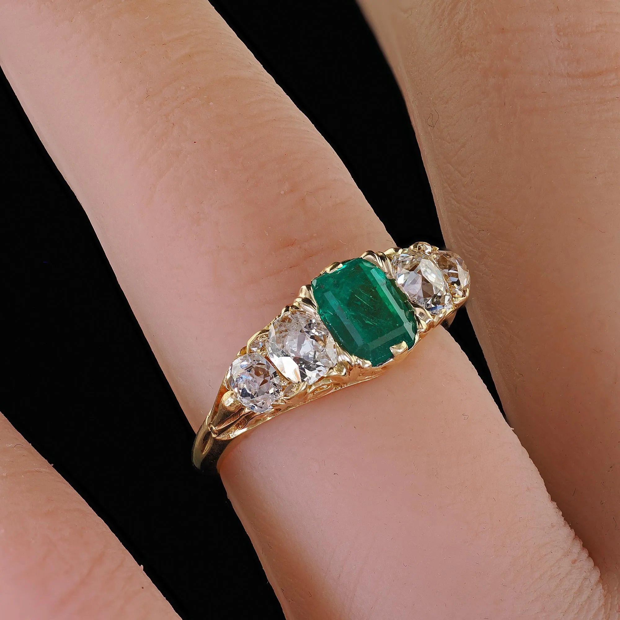 Antique Victorian 18K Yellow Gold Emerald Old Mine Diamond Five Stone Ring - GIA