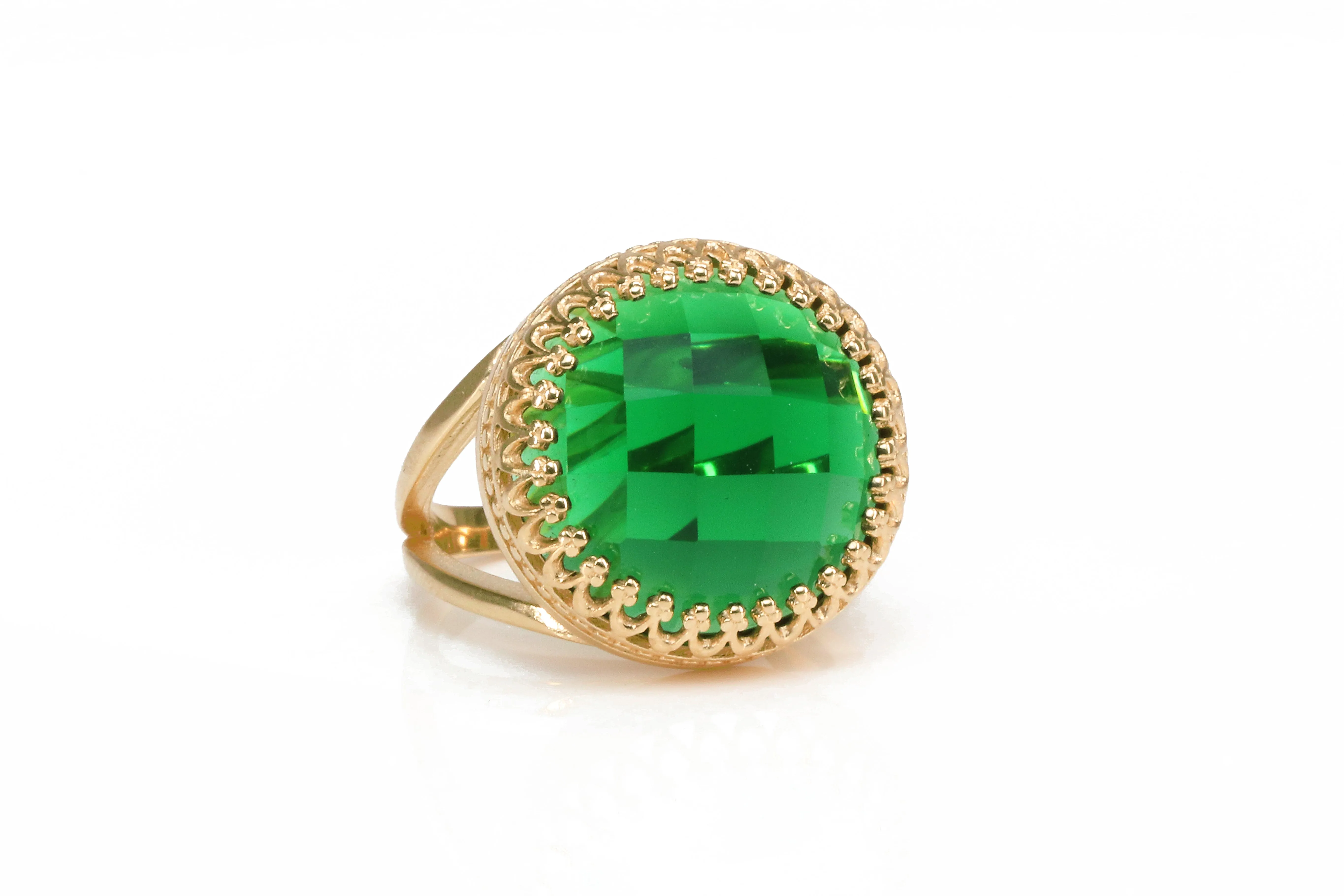 Artisan Emerald Gemstone in 14k Gold Rings for Women