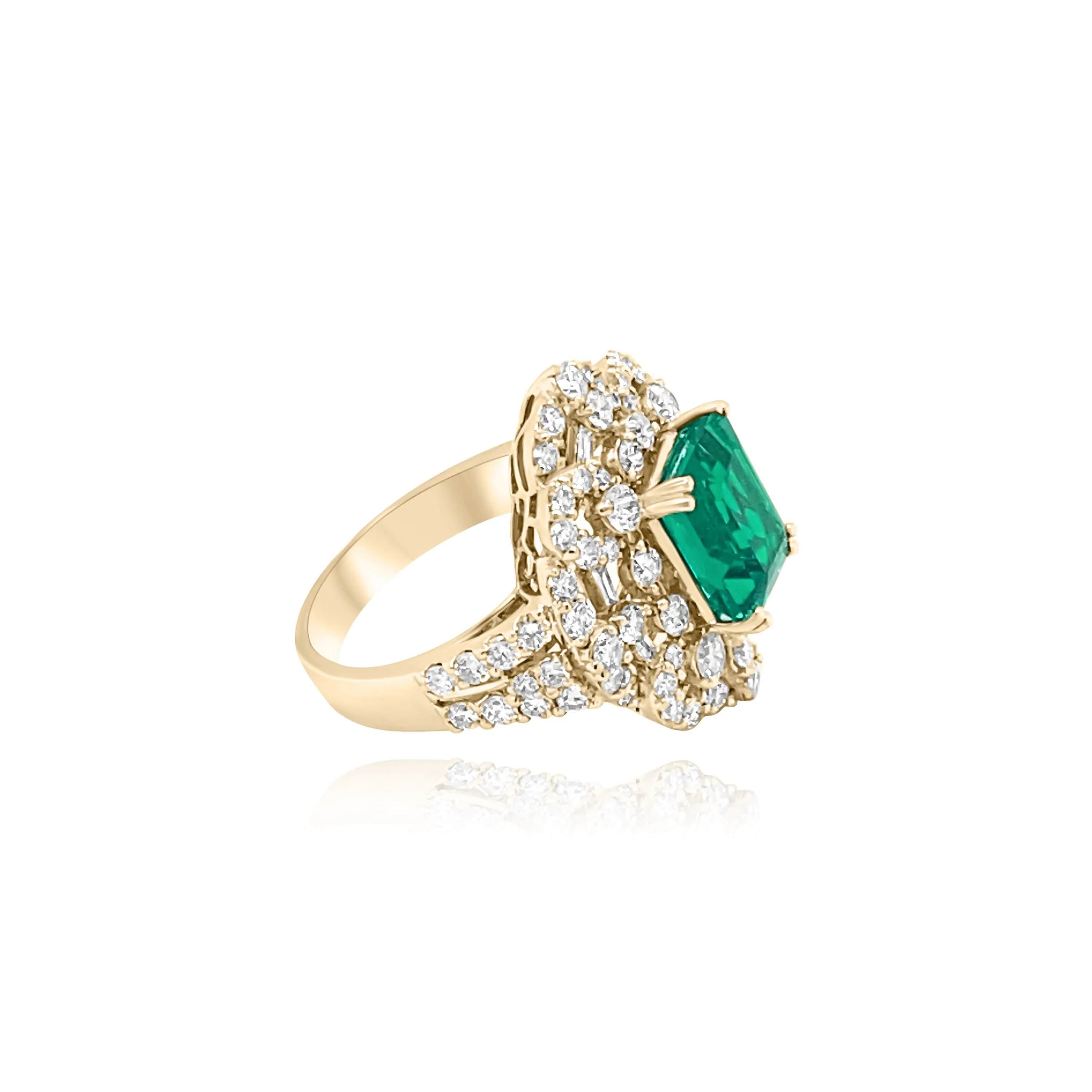 Baguette cut & Brilliant cut Diamonds With Emerald cut Emerald "Maui" Ring