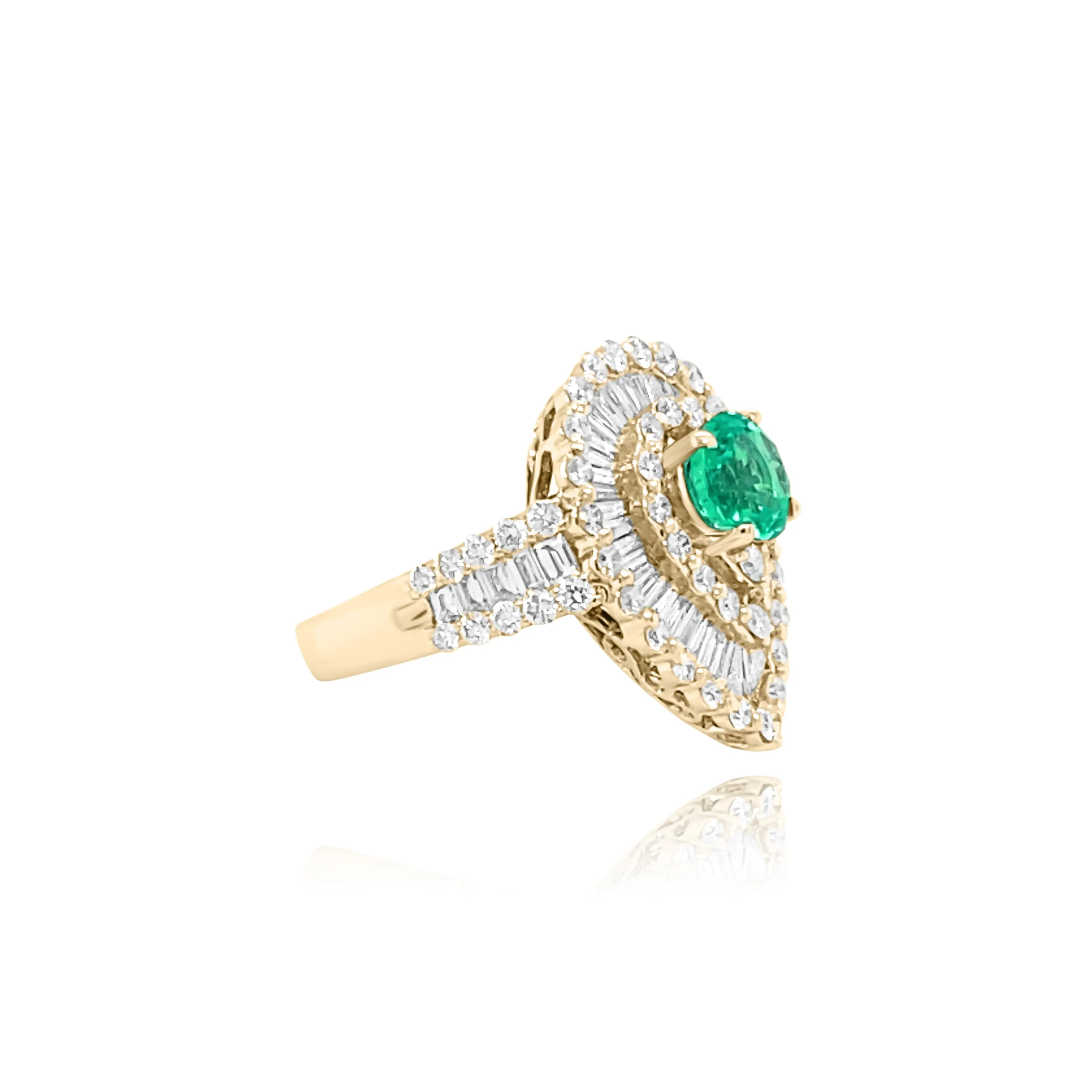 Brilliant cut & Baguette cut Diamonds with Brilliant cut Emerald "Bermuda" Ring