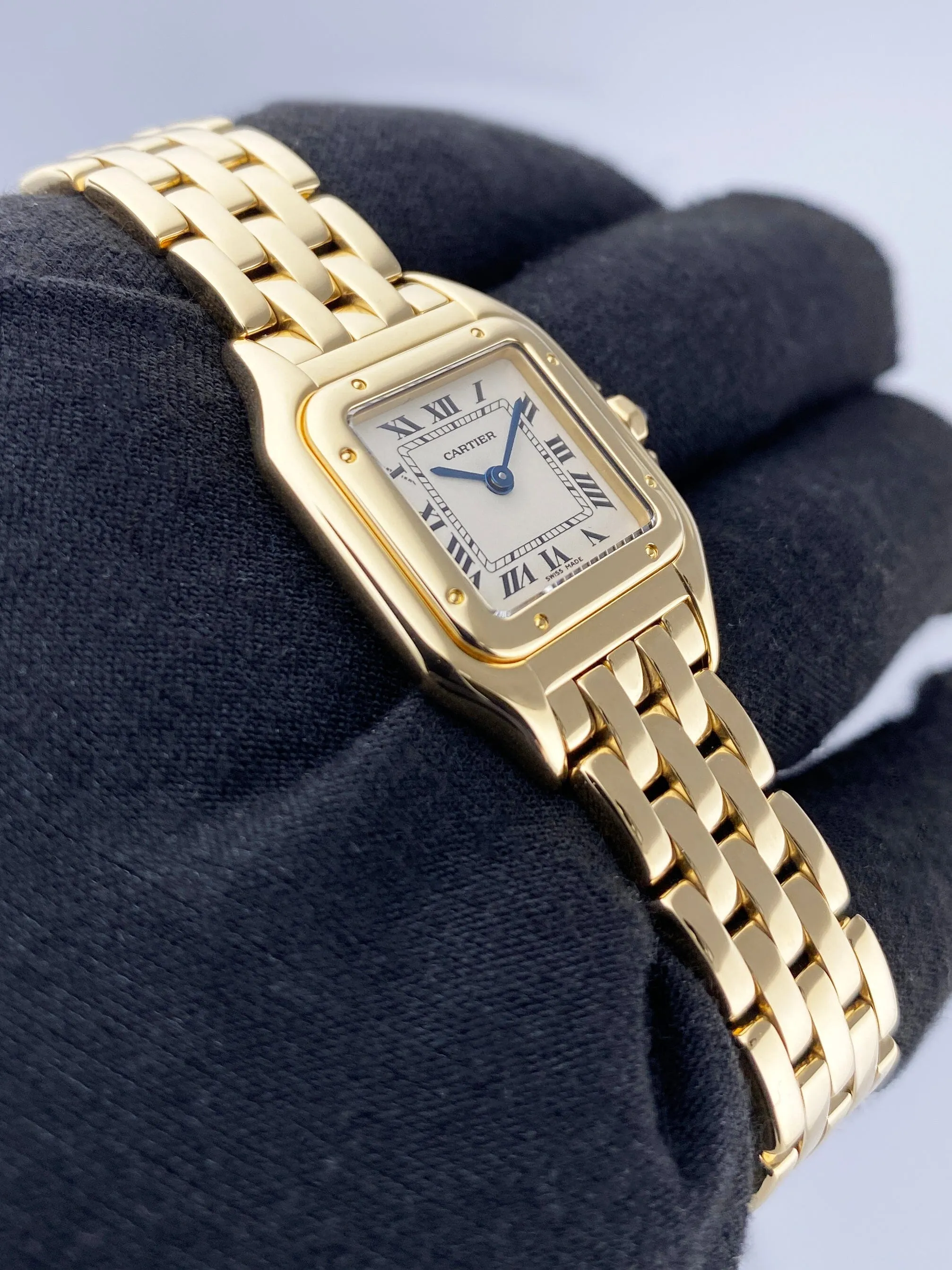 Cartier Panthere W25022B9 18K Yellow Gold Ladies Watch