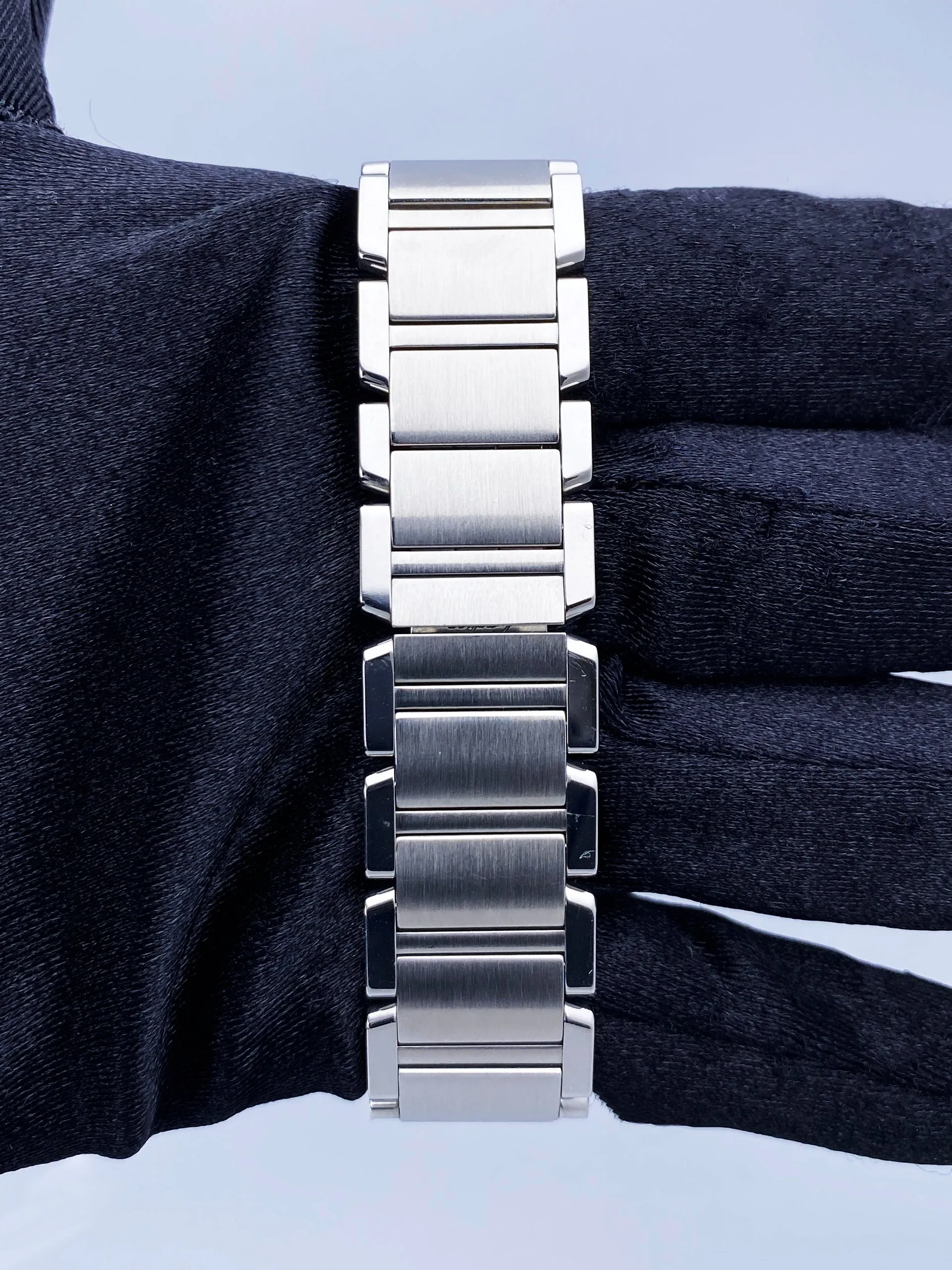 Cartier Tank Francaise W4TA0009 Midsize Ladies Watch Box Papers