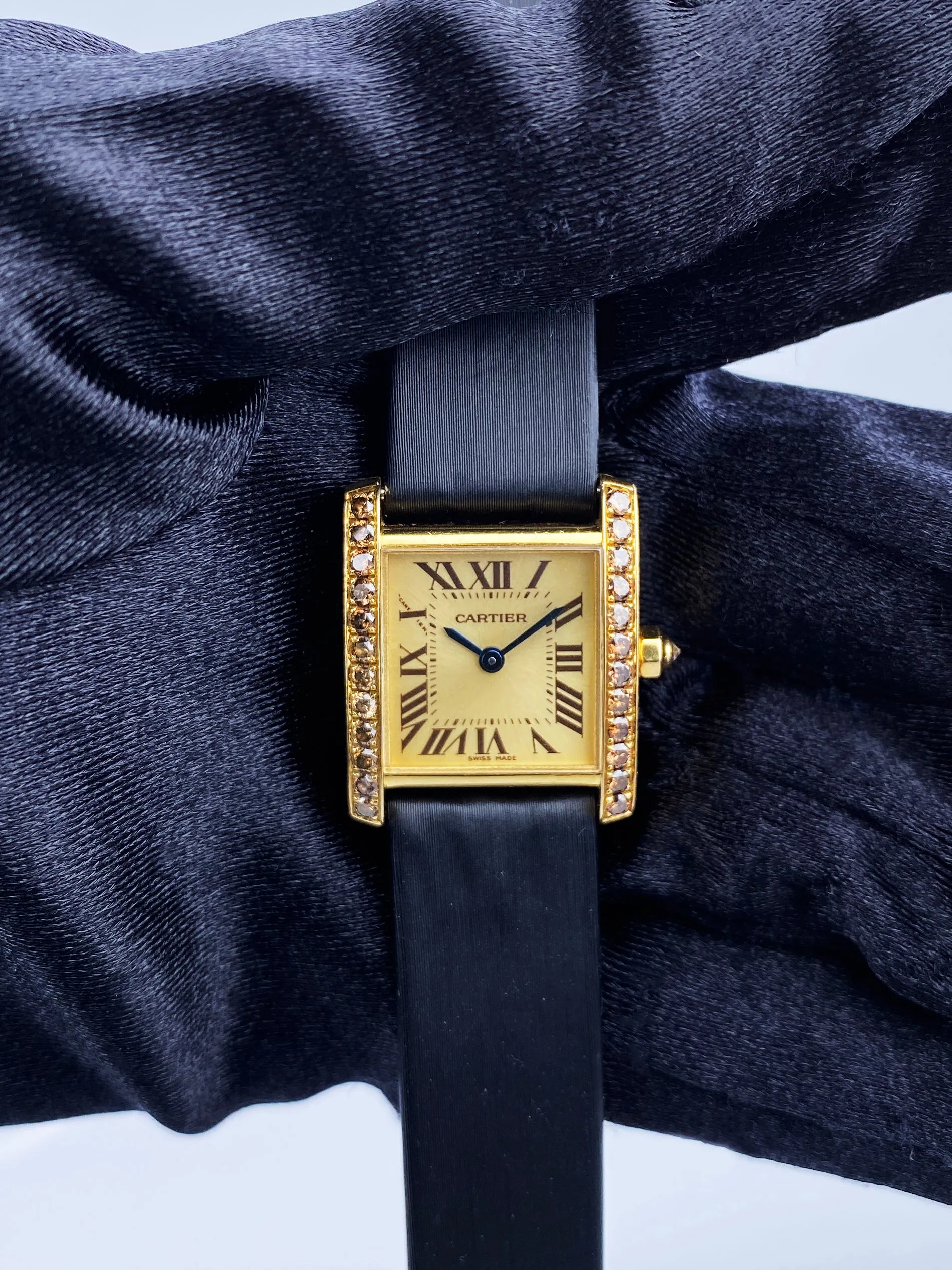 Cartier Tank Francaise WE1038331 Diamond Ladies Watch Box & Papers