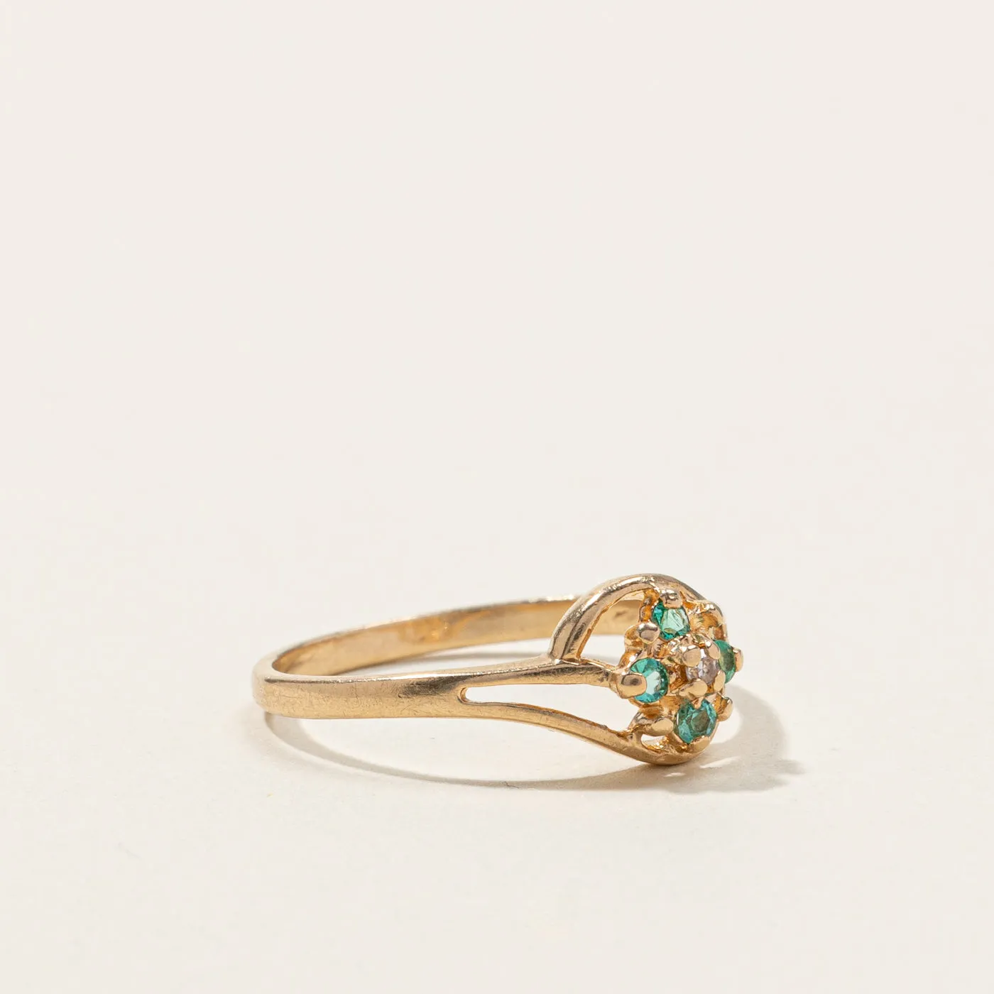 Cluster Emerald & Diamond Ring | 0.08ctw | 0.01ct | SZ 6 |