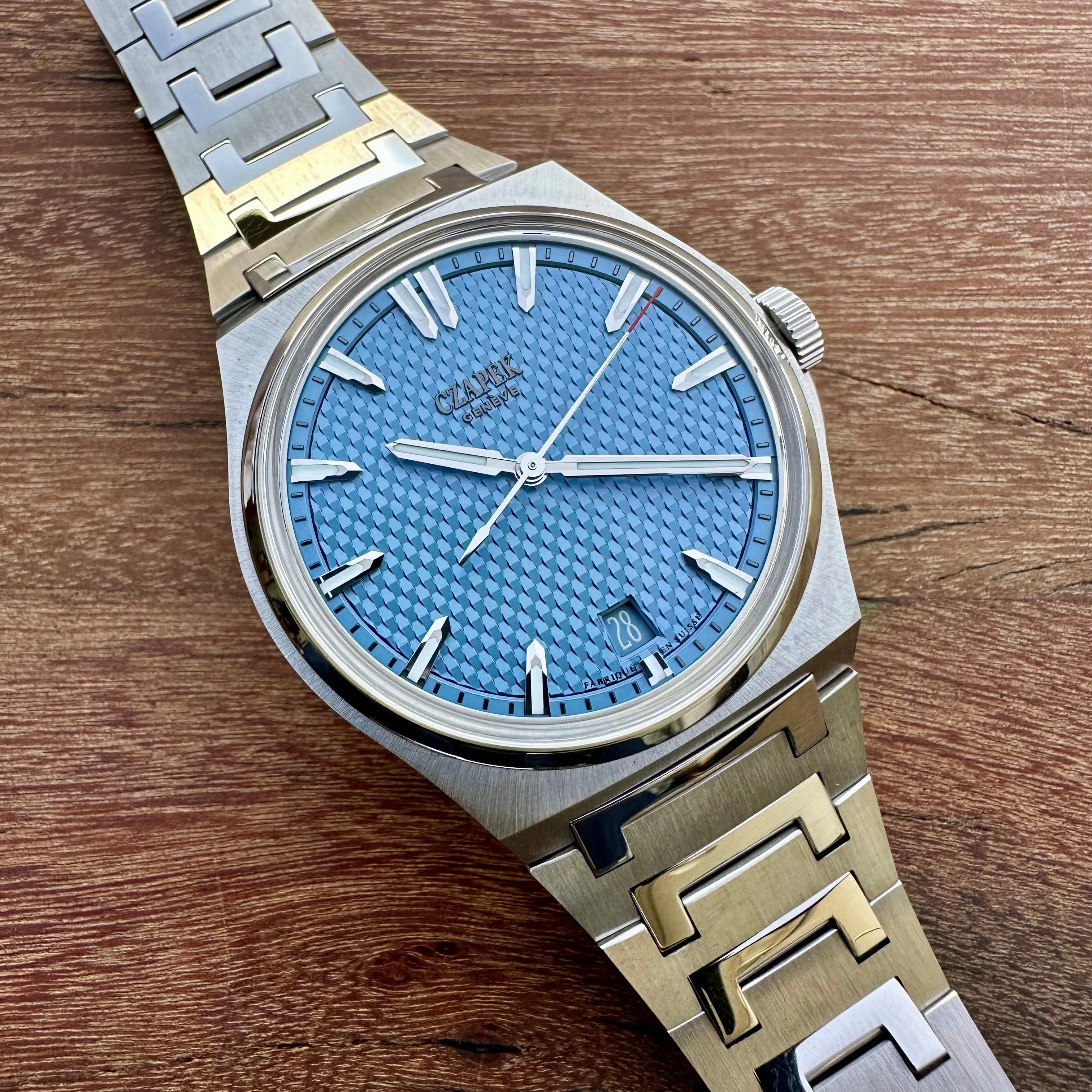 Czapek Antarctique Passage de Drake Glacier Blue 40.5mm (Pre-owned)