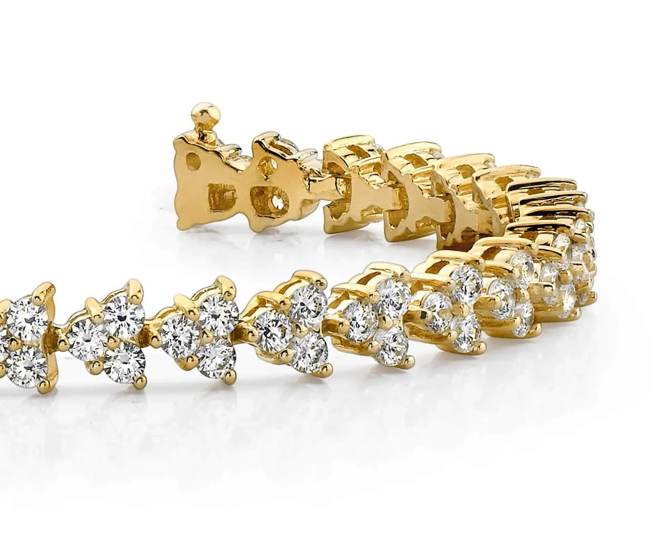 Diamond Pyramid Design Diamond Bracelet with 7.98 ct.(finished) 3.0mm