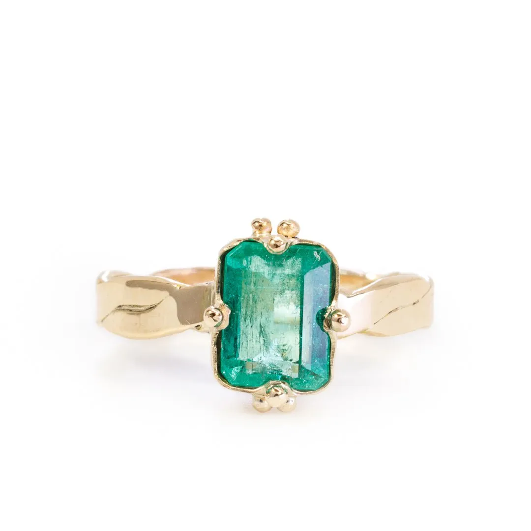 Emerald 2.29 Carats Faceted 14k Handcrafted Gemstone Ring