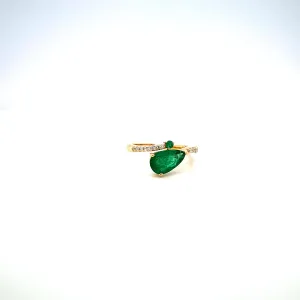 Emerald and Diamond Ring in 14K Yellow Gold - KGR 14903