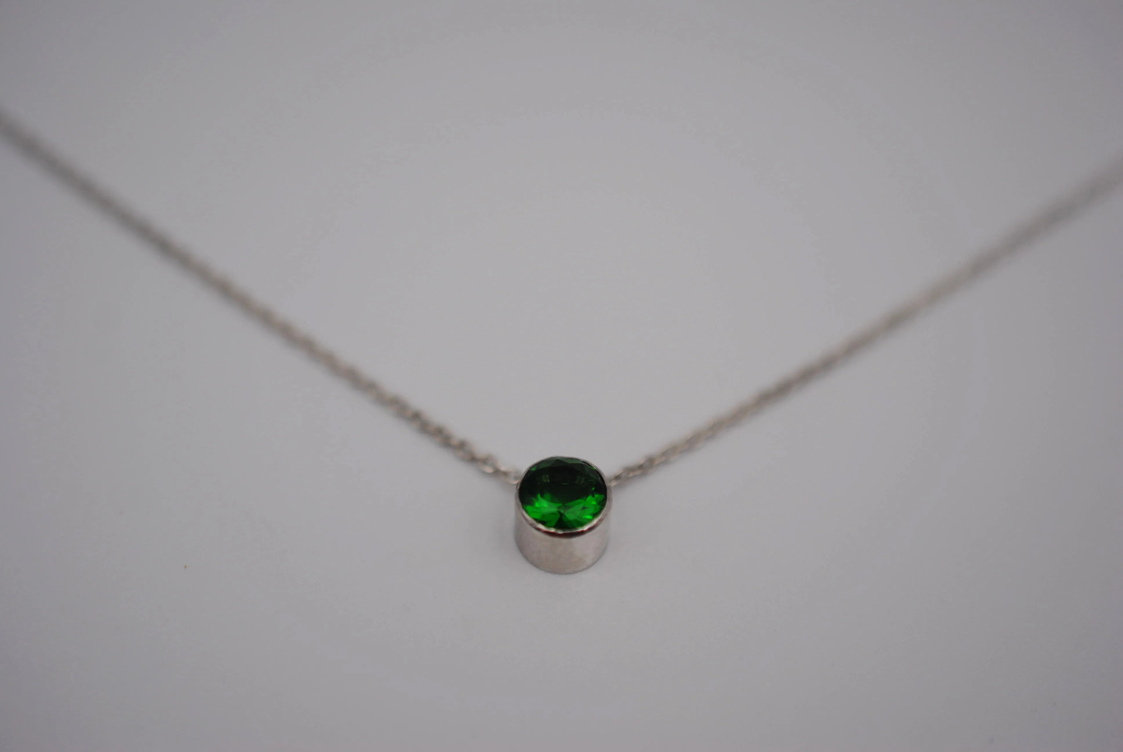 Emerald Bezel Setting Silver Pendant Necklace
