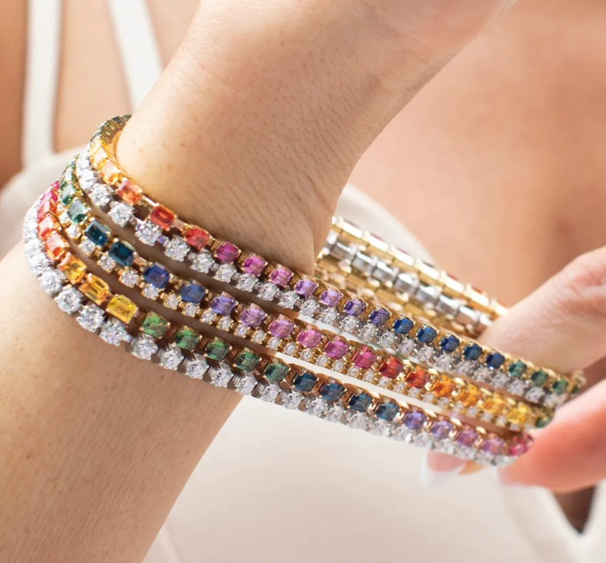 Extensible 18KR 2.37ctw Pink Sapphire Stretch Bracelet - BTE65ZR