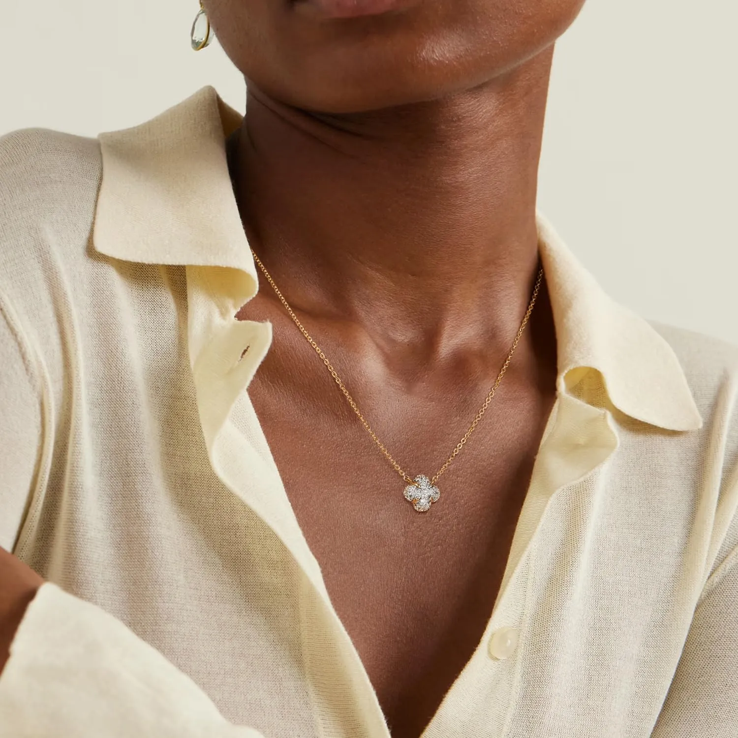 Gold Necklace for Women 14K Gold Plated Simple Chain Clover Pendant Necklace Cute CZ Solitaire Lucky Necklace Dainty Gold Jewelry for Women