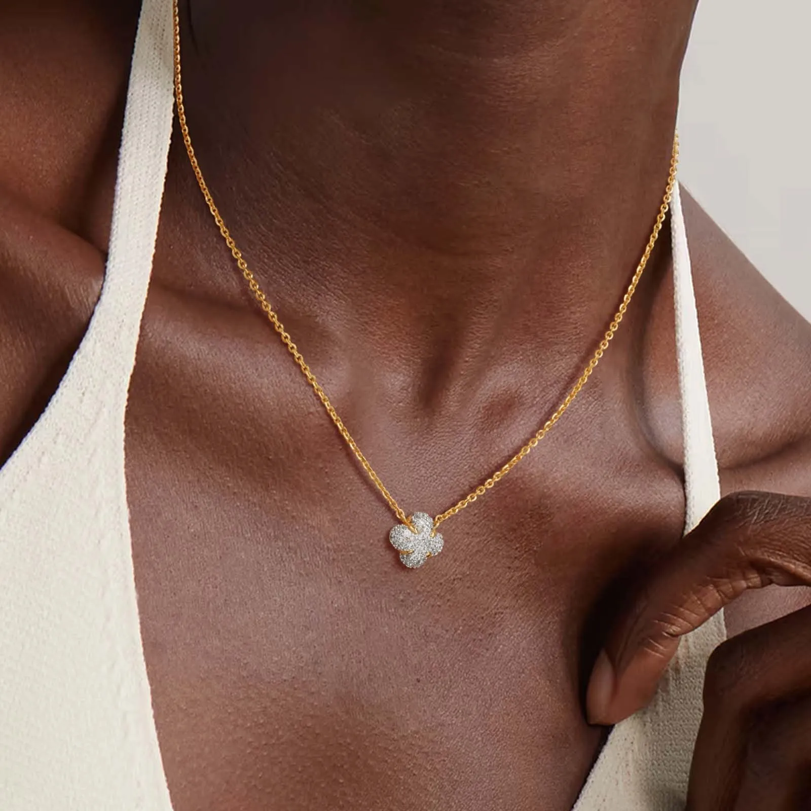 Gold Necklace for Women 14K Gold Plated Simple Chain Clover Pendant Necklace Cute CZ Solitaire Lucky Necklace Dainty Gold Jewelry for Women
