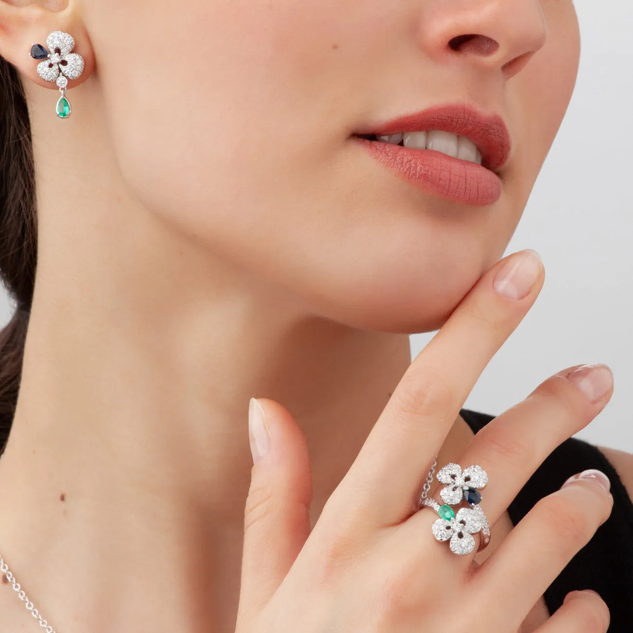 Ischia 18K White Gold Diamond Pavé Sapphires & Emeralds Ring