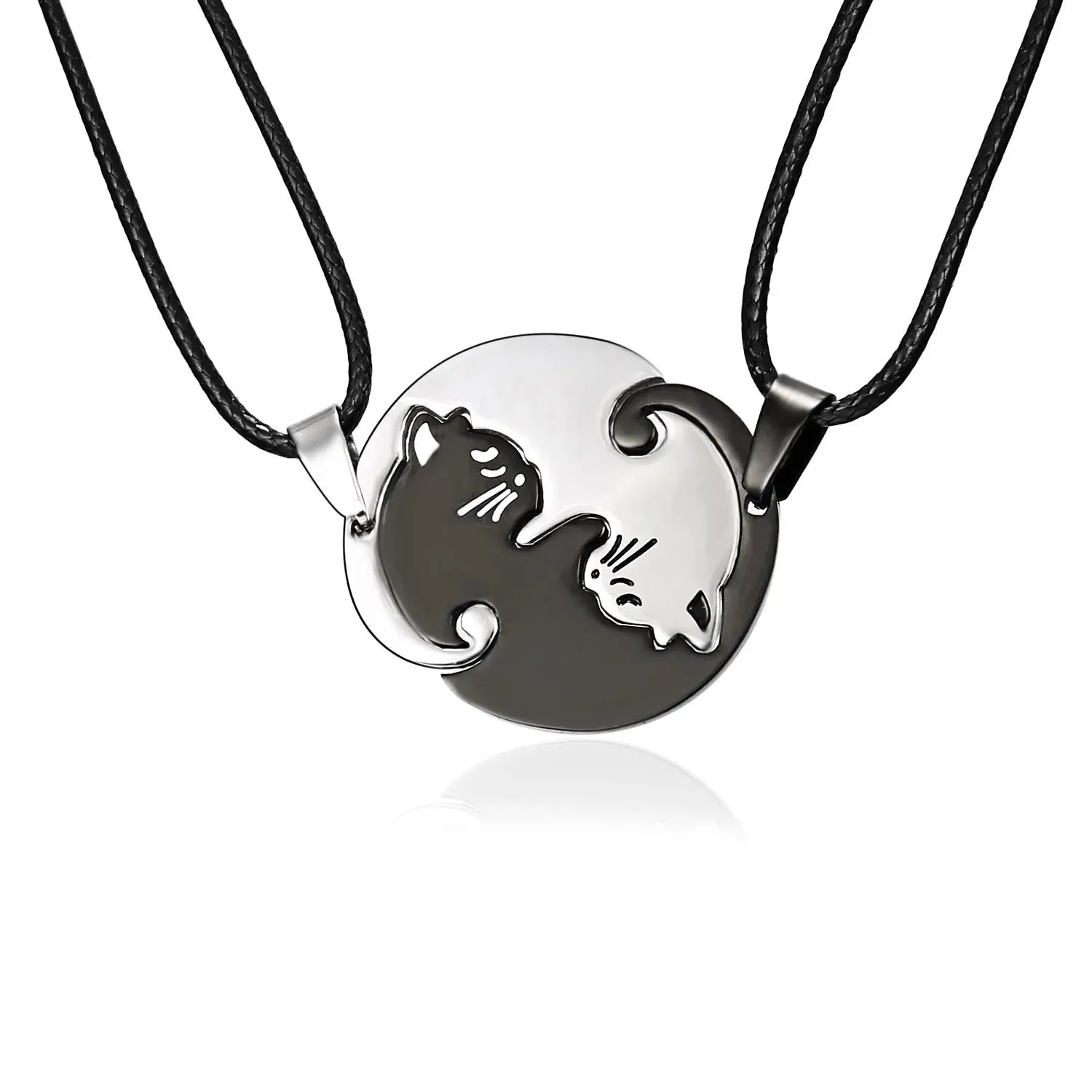 Kawaii Touching Embracing Cat Puzzle Couple Necklace Cute Cartoon Animal Kitten Pendant Necklace Romantic Jewelry Birthday Gifts
