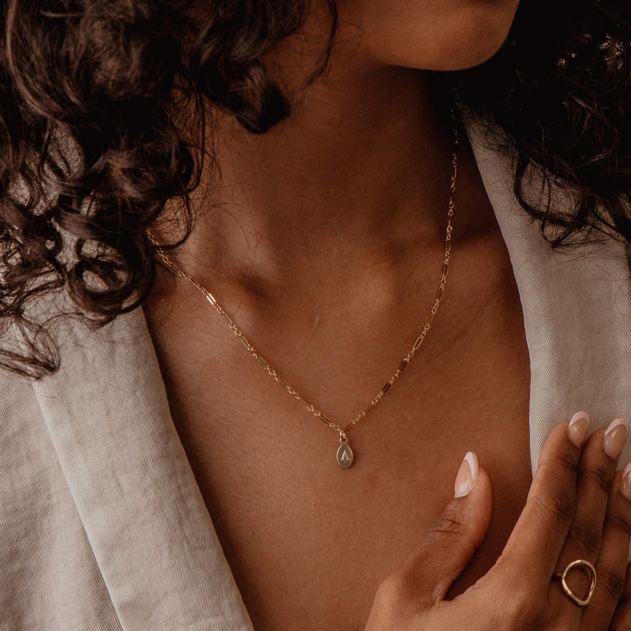 Mini Oval Pendant
