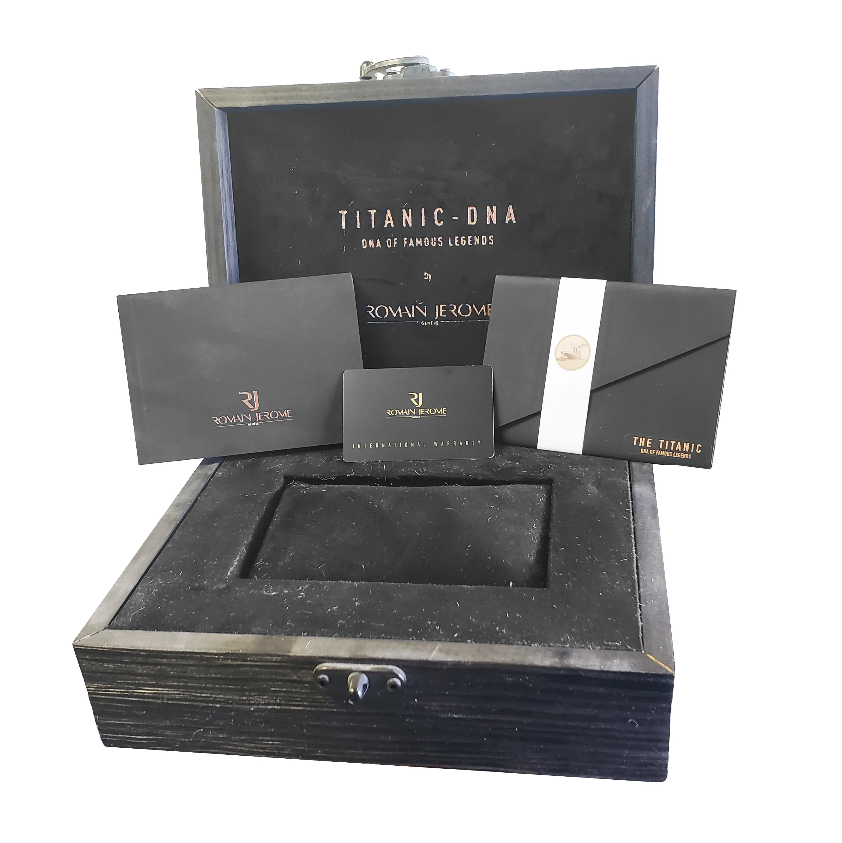 MINT Romain Jerome Titanic DNA 46mm Automatic Swiss Watch T.OXY2.BBBB.00 B P