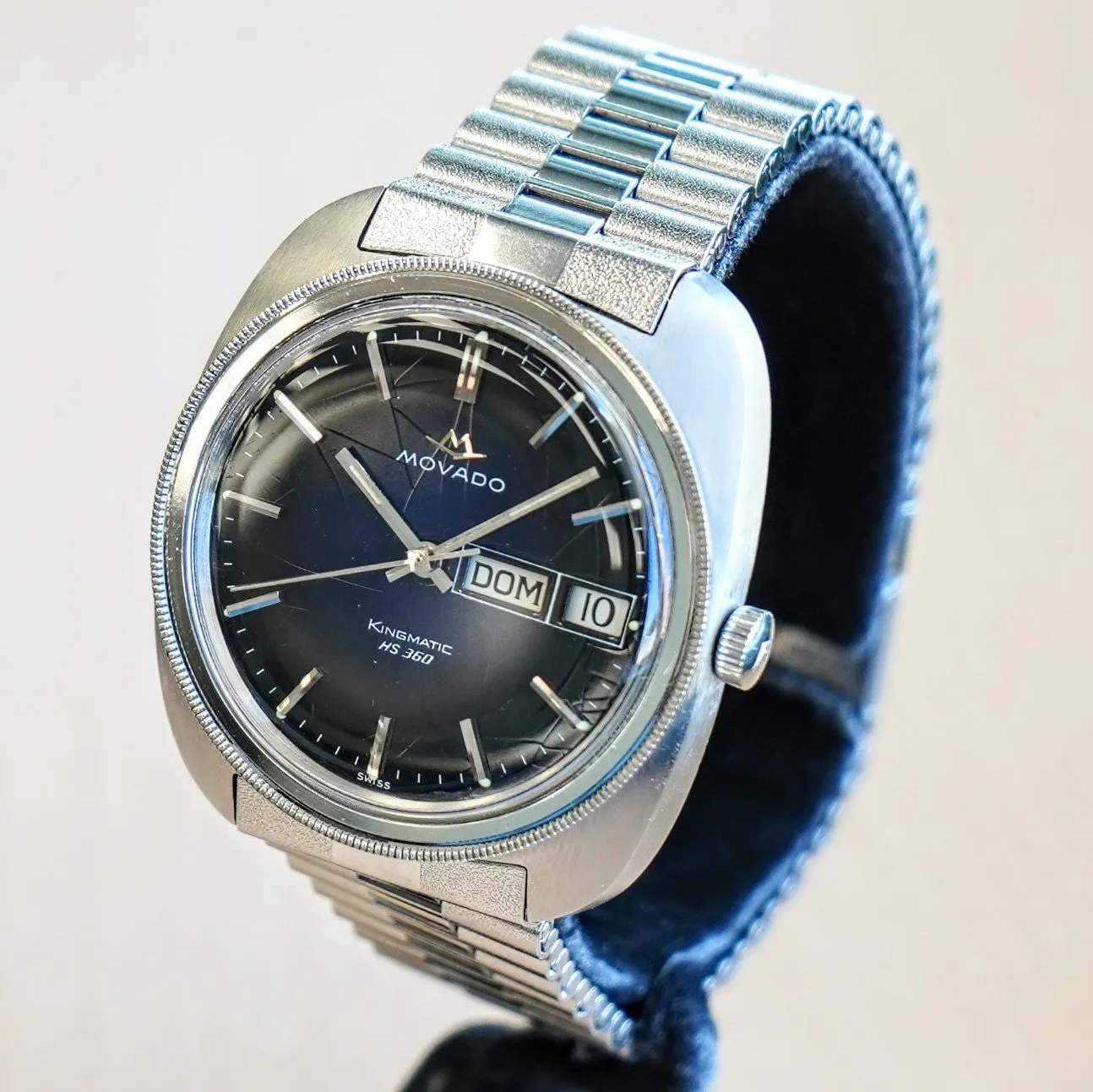 MOVADO Kingmatic HS 360 Watch Sub-Sea Day/Date Cushion Case Blue Dial Original Bracelet Wristwatch