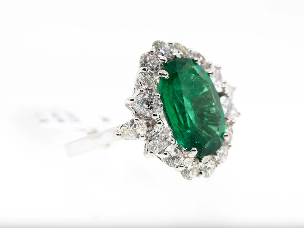 Natural GIA Emerald Ring 6.51ct Extra-Fine Emerald Oval with 3.06ct Diamonds