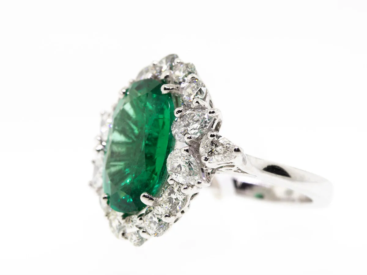 Natural GIA Emerald Ring 6.51ct Extra-Fine Emerald Oval with 3.06ct Diamonds