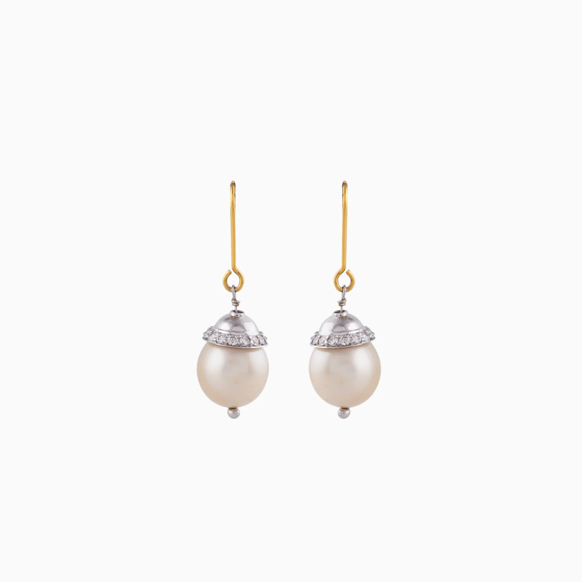 Necklace with Round Cut Diamond and S.S. Pearls with Gold Links-WDN063