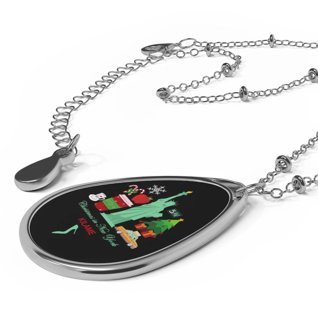 Oval Necklace 'Christmas in New York'