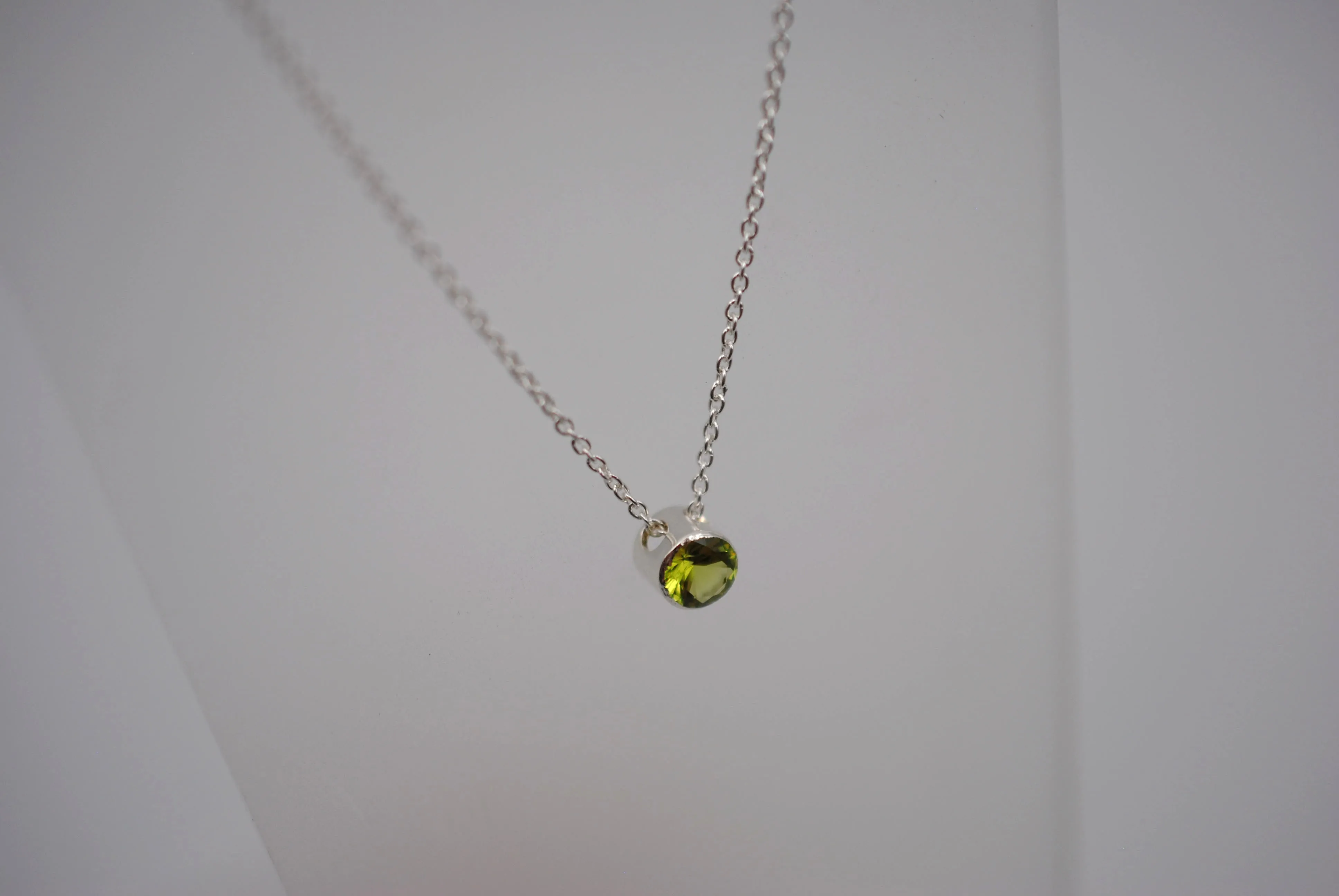 Peridot Bezel Setting Silver Pendant Necklace