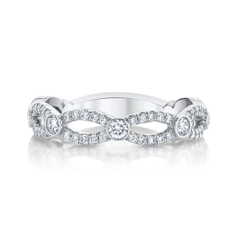 Petite Crossover Ring
