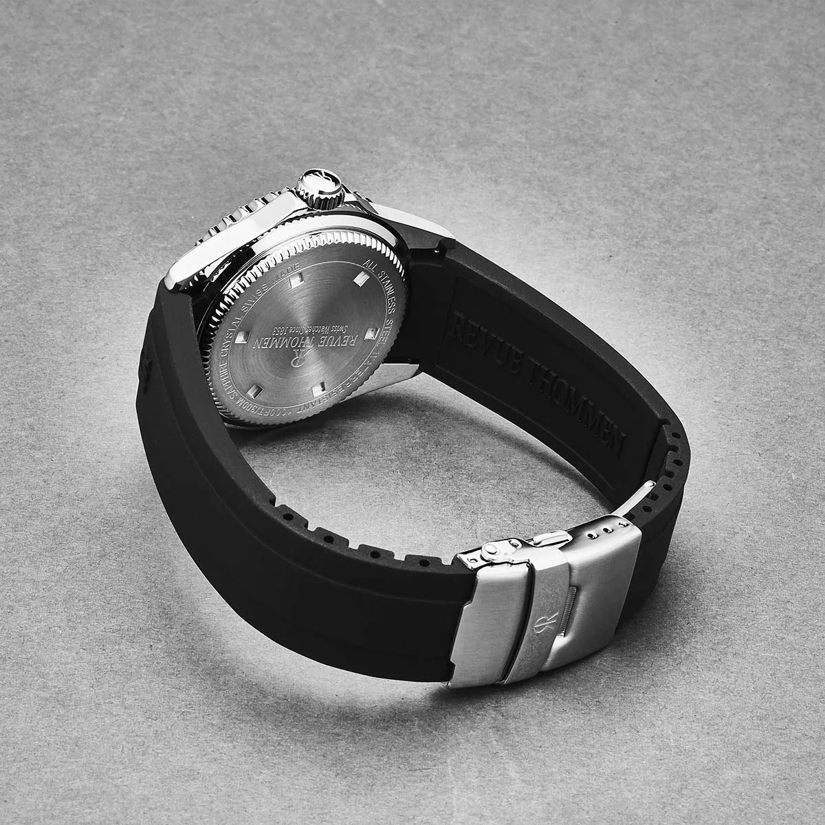 Revue Thommen Men's 'Diver' Silver Dial Rubber Strap Swiss Automatic Watch  17571.2827