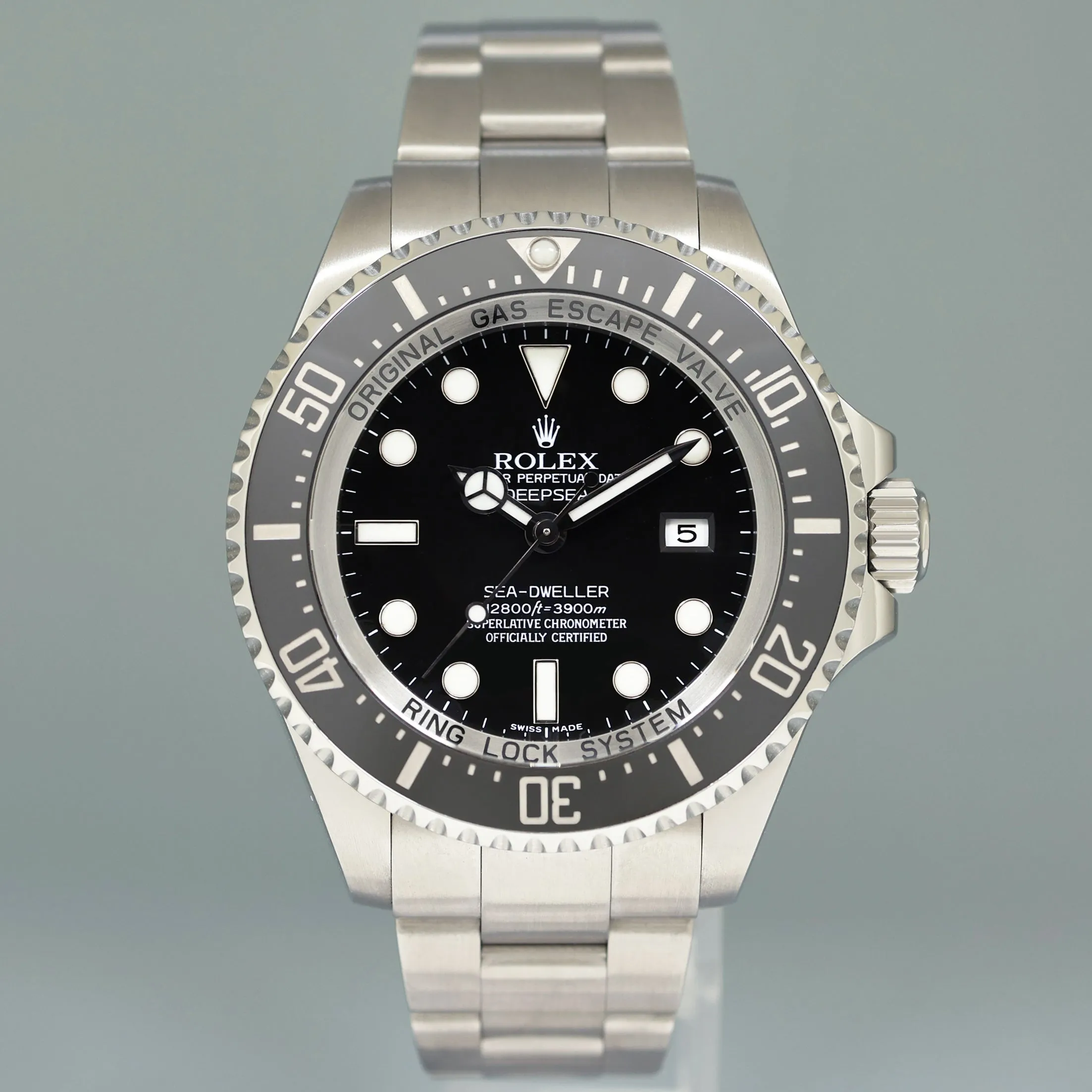 Rolex Sea-Dweller DEEPSEA 116660 Stainless Steel 44mm Black Ceramic Watch Box