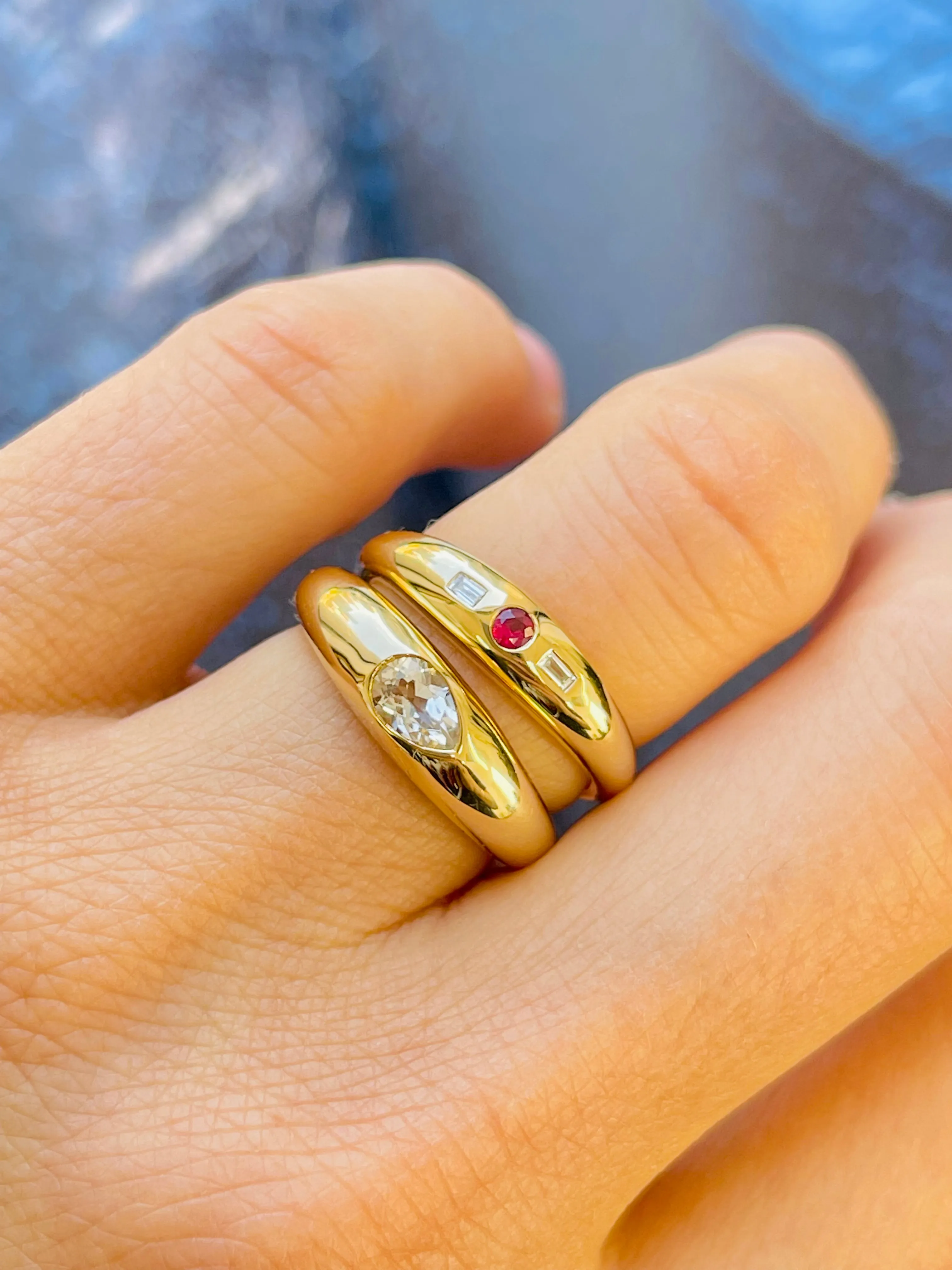 ROME STACKING RING -EMERALD