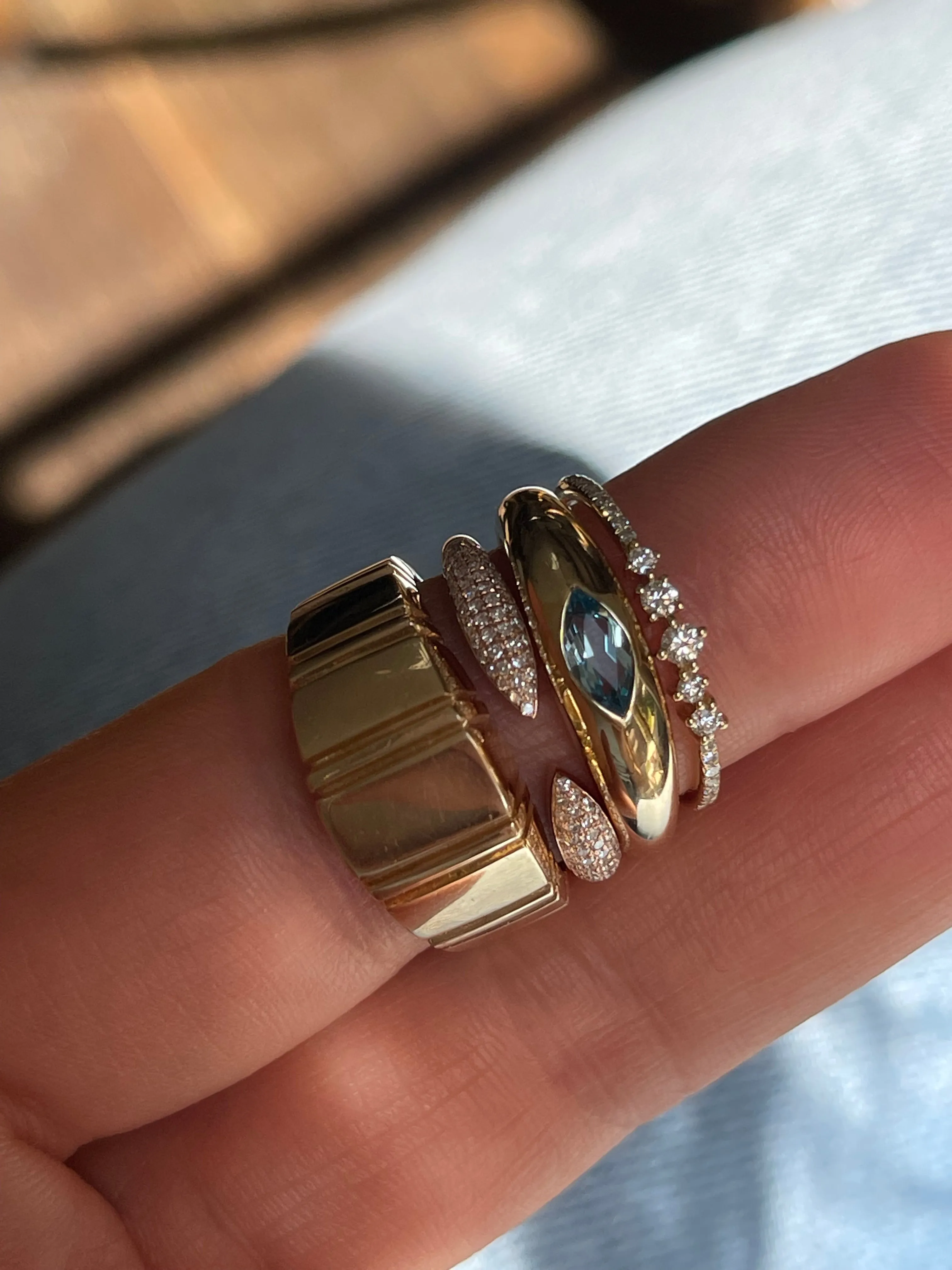 ROME STACKING RING -EMERALD